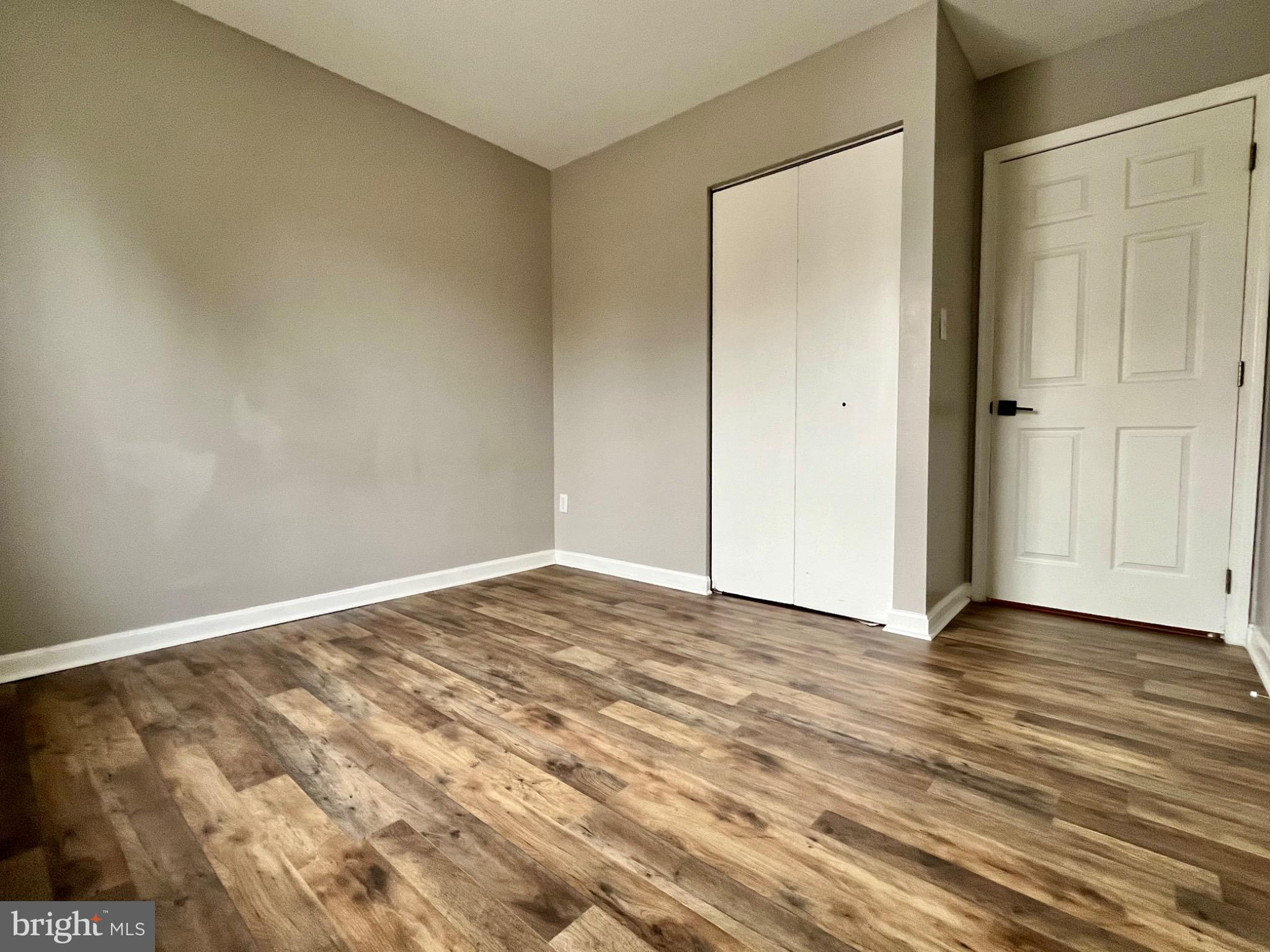 SEVEN OAKS - Residential Lease