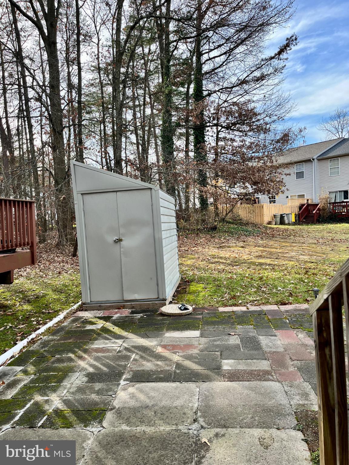 SEVEN OAKS - Residential Lease