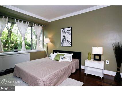 CLEVELAND PARK - Residential Lease