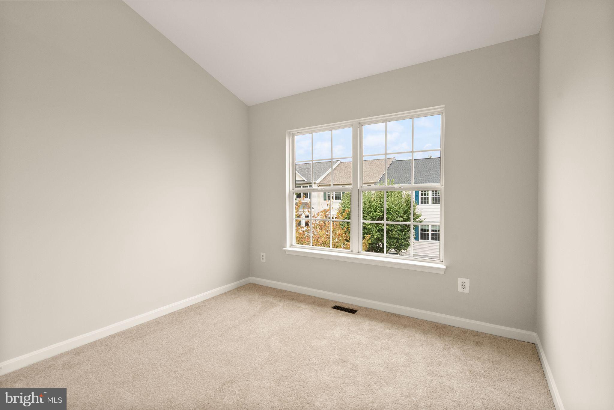 POTOMAC STATION - Residential