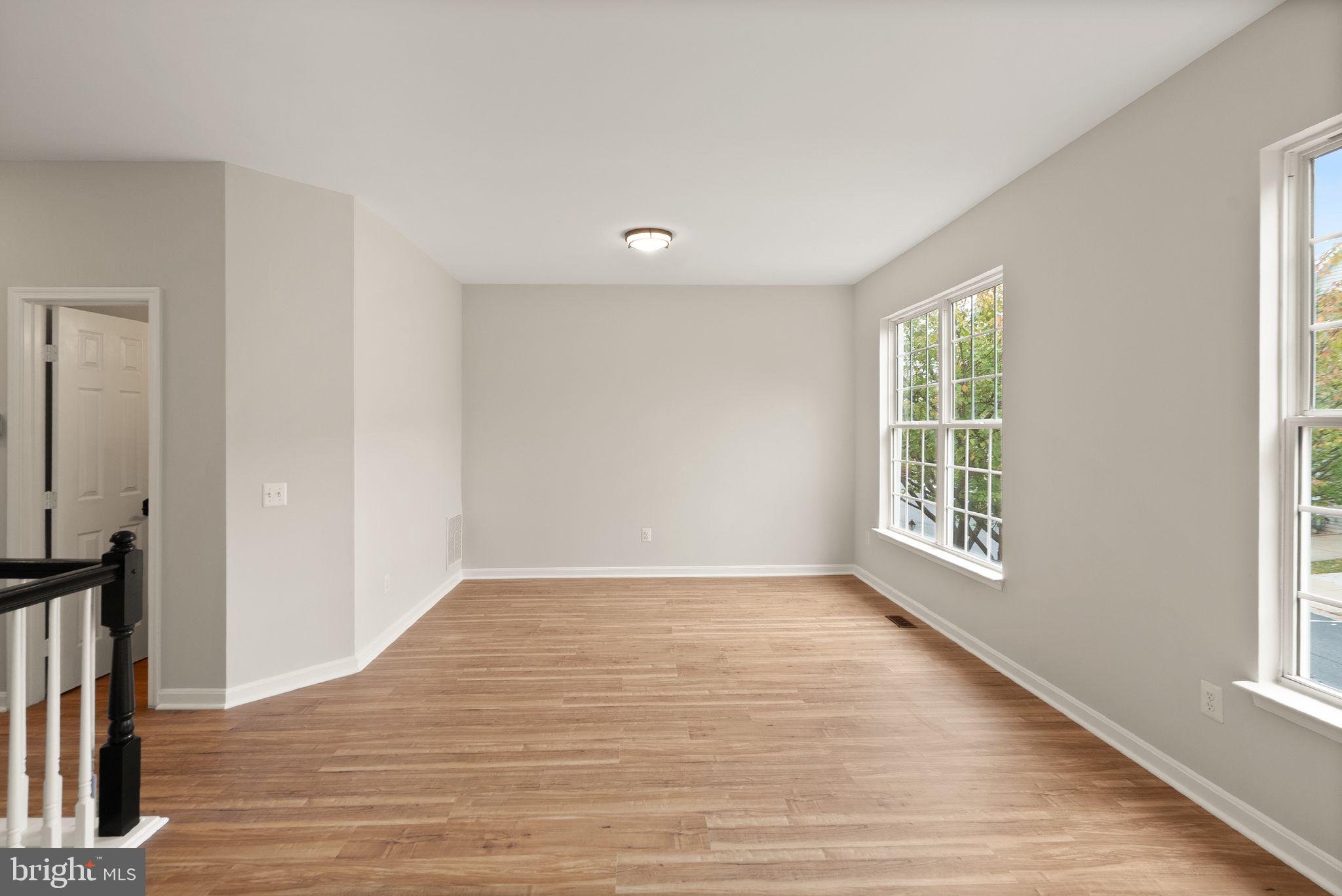 POTOMAC STATION - Residential