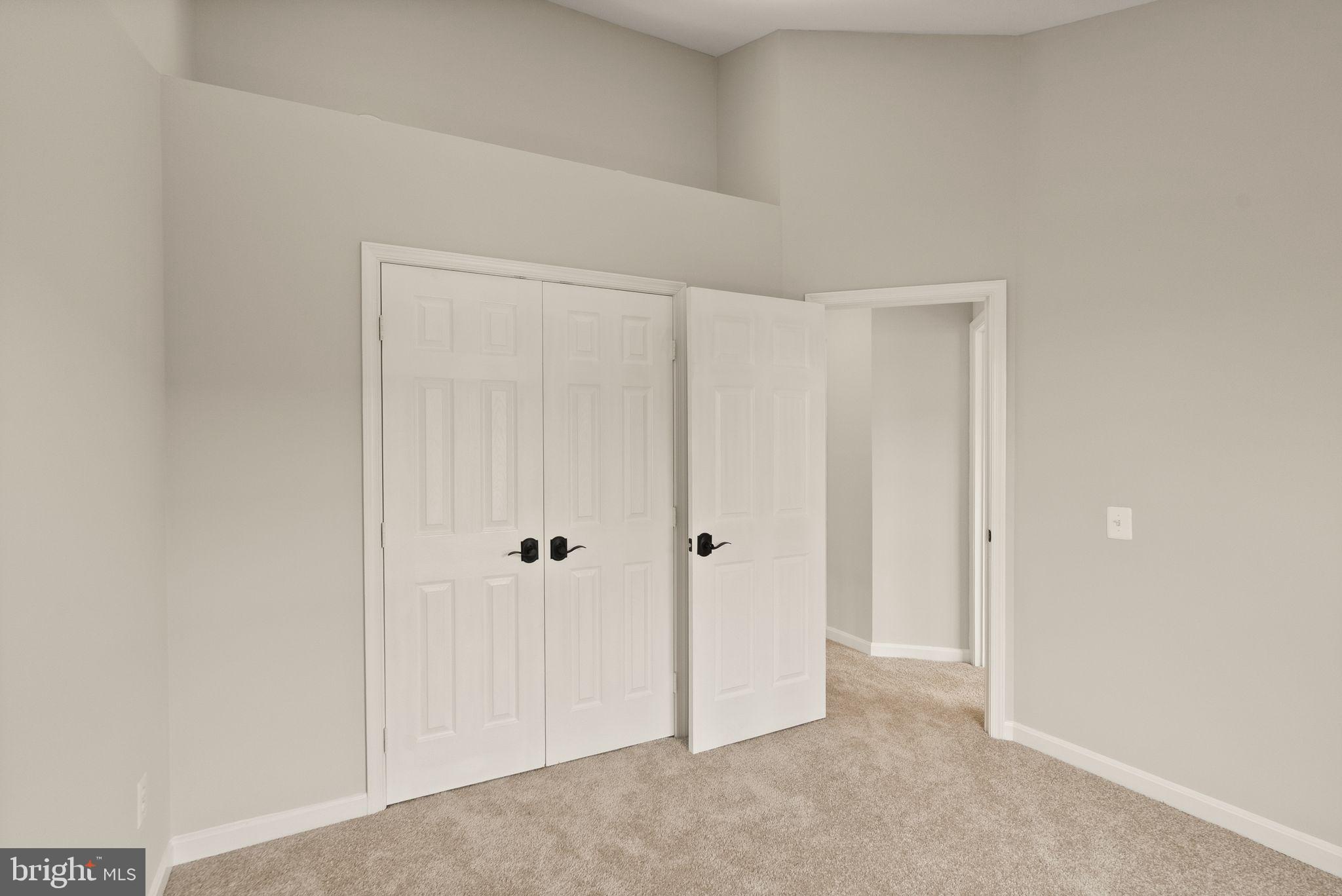 POTOMAC STATION - Residential