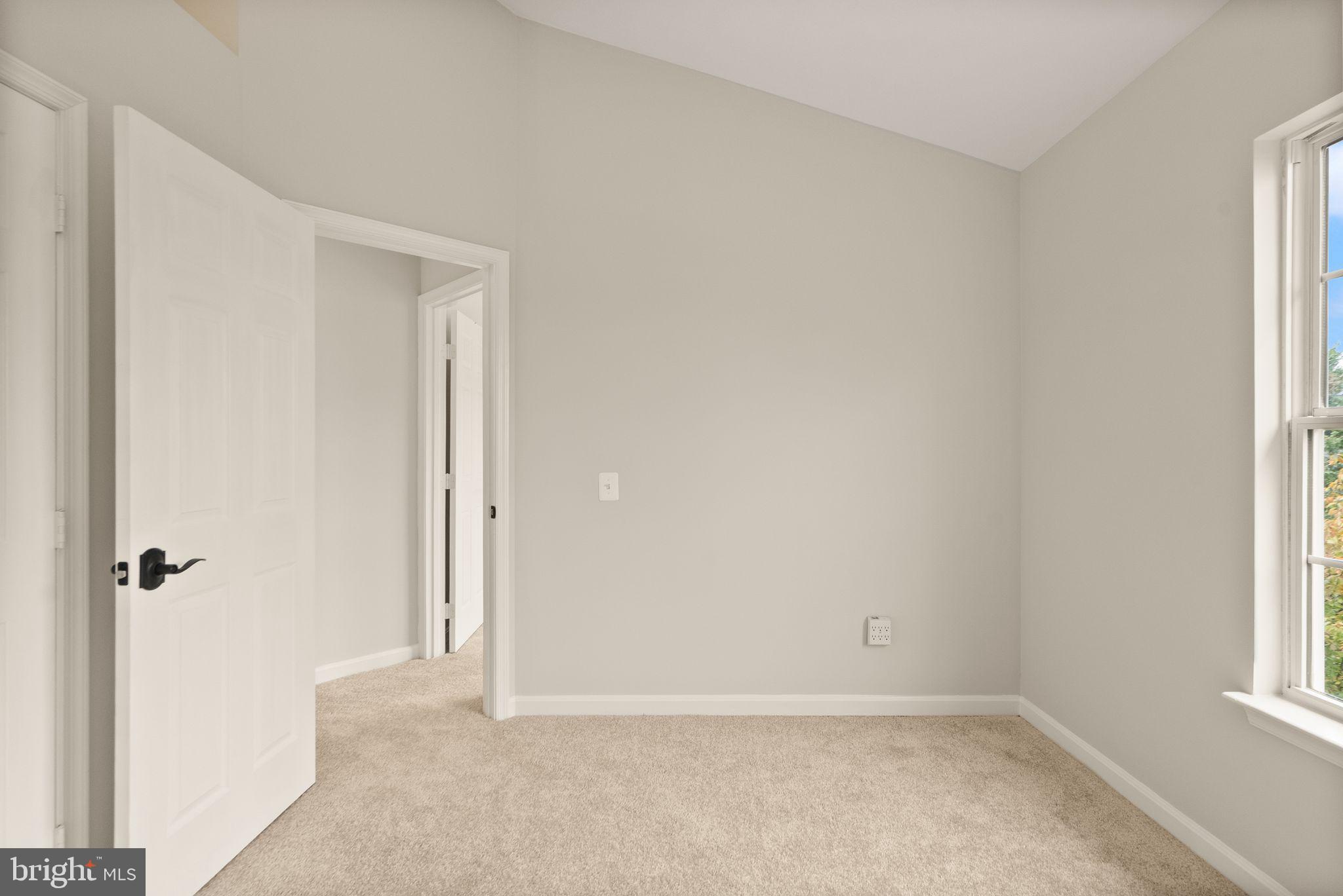 POTOMAC STATION - Residential