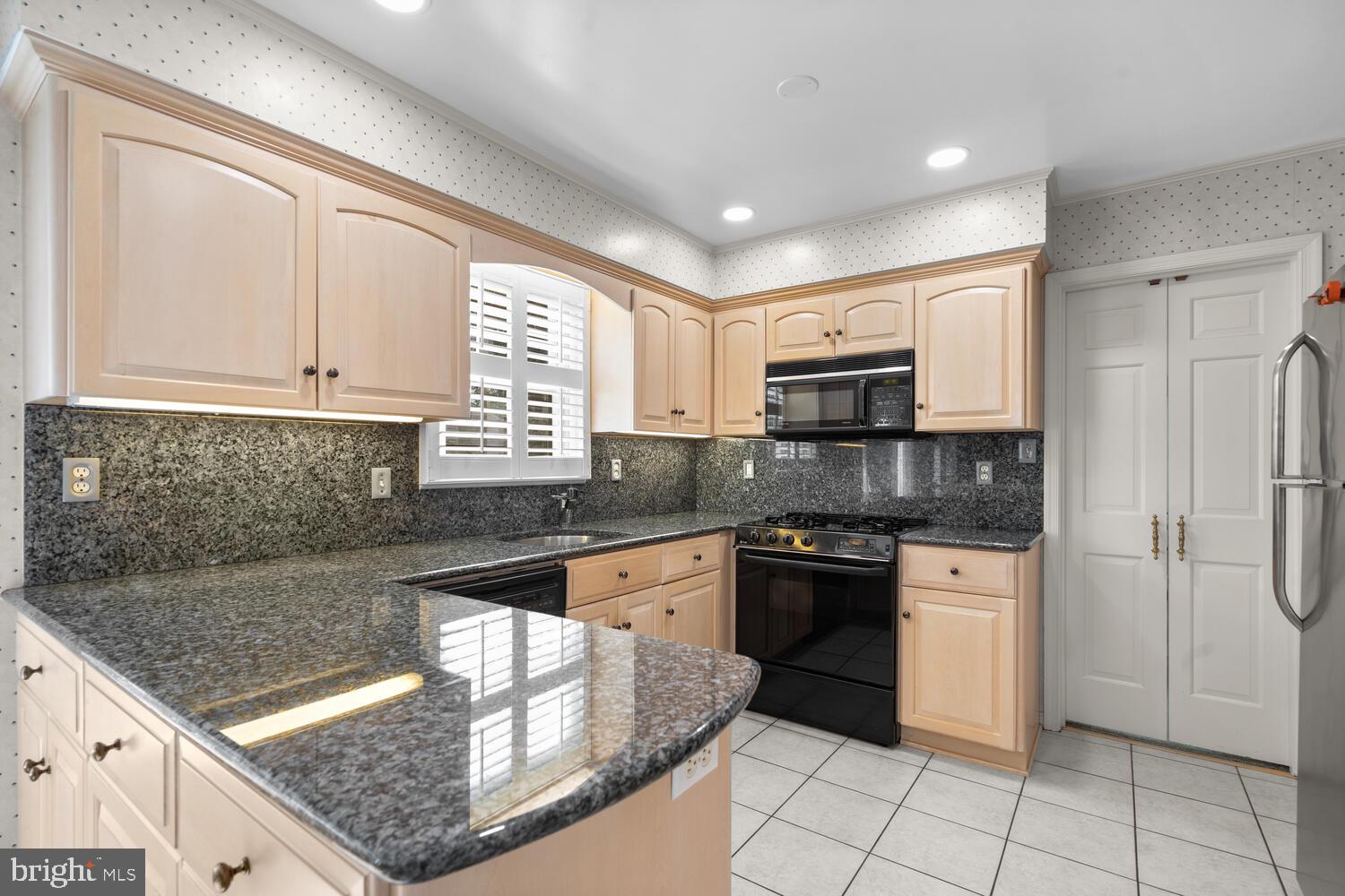 NORBECK ESTATES - Residential