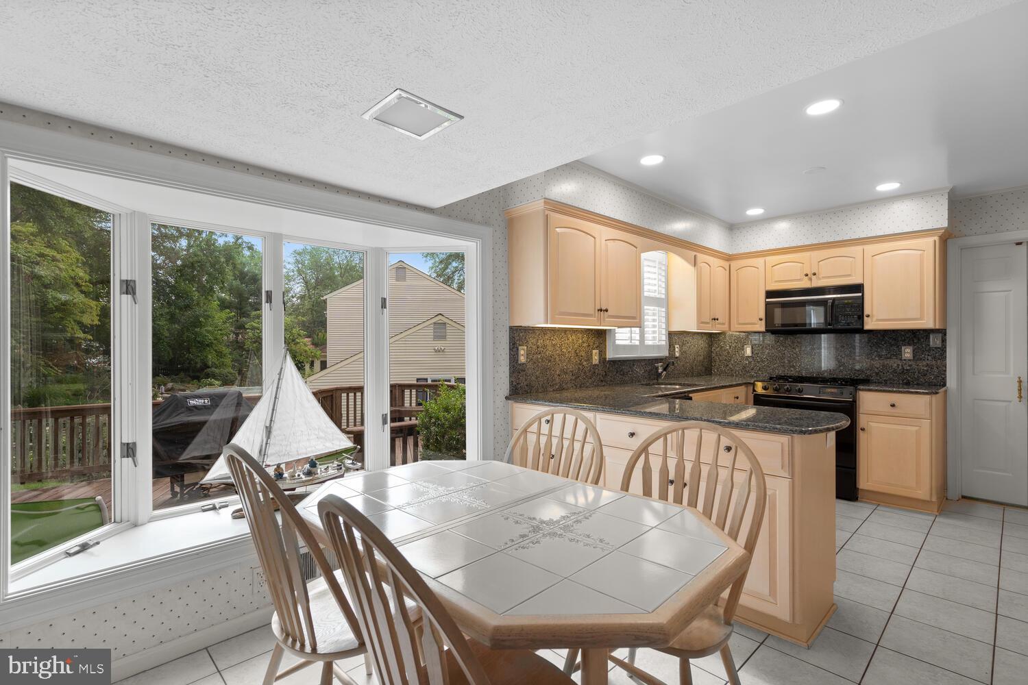 NORBECK ESTATES - Residential