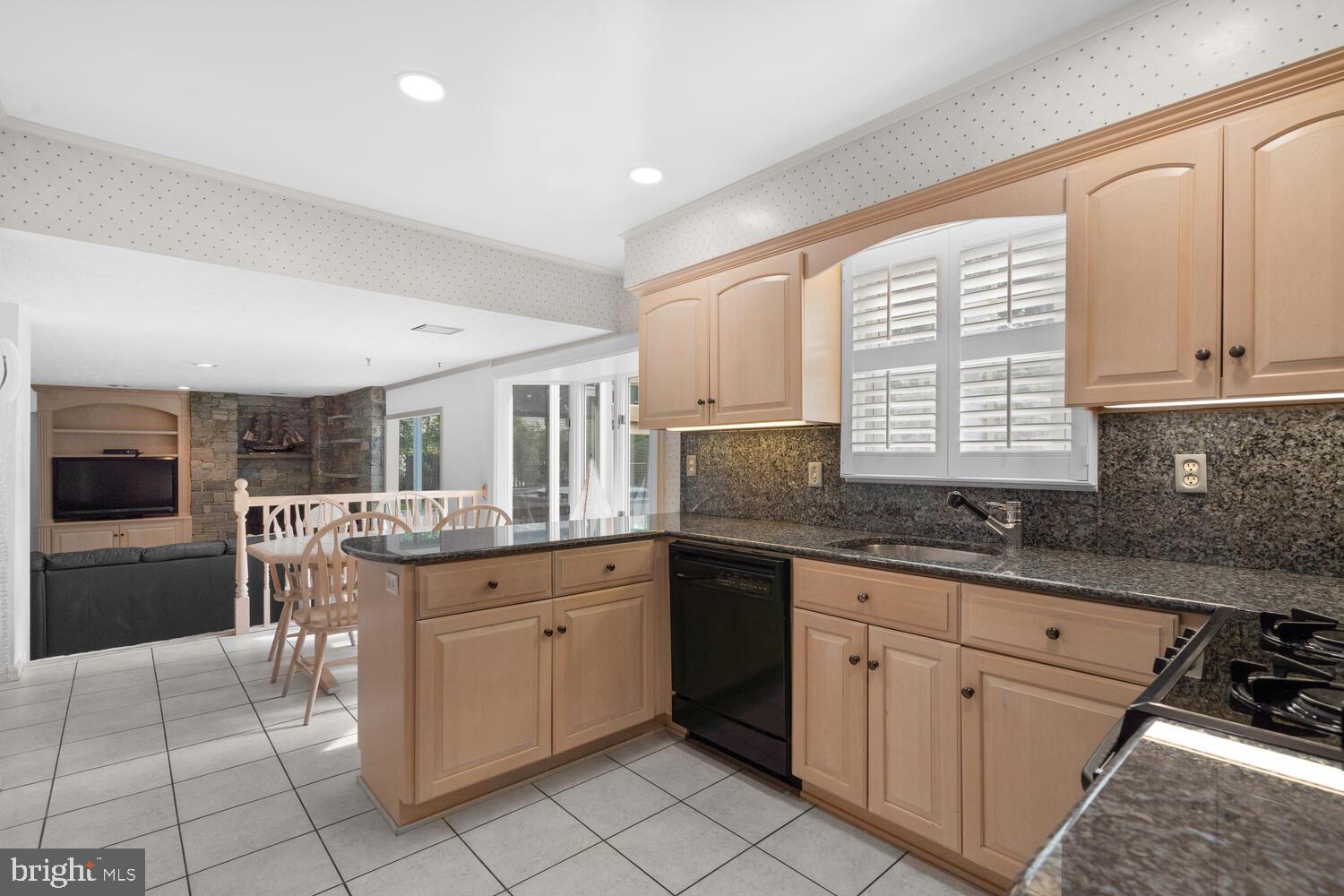 NORBECK ESTATES - Residential