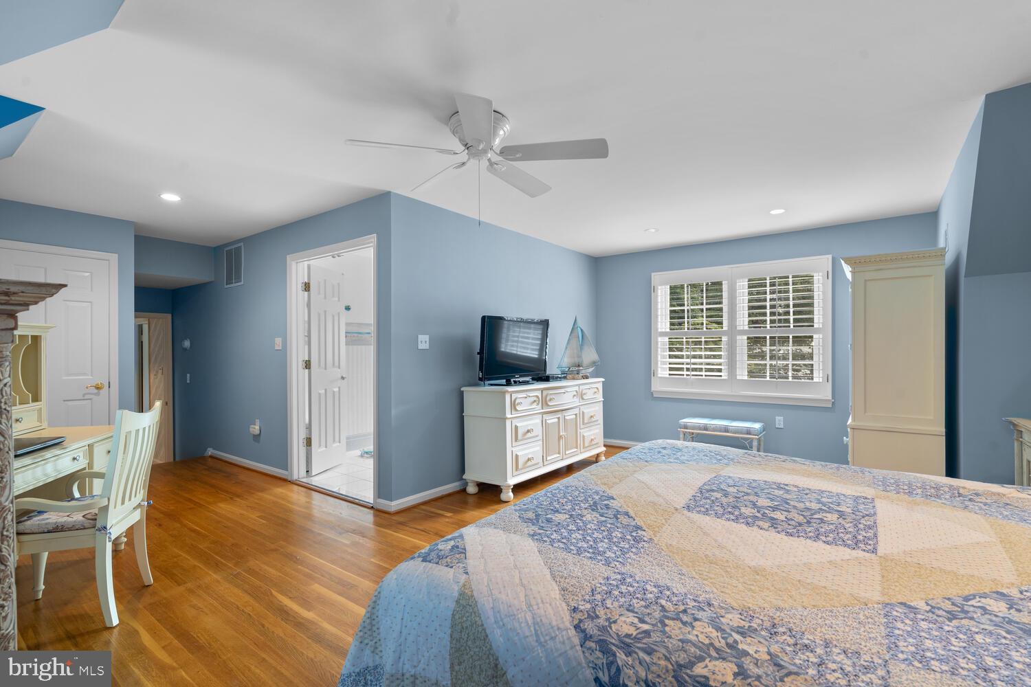 NORBECK ESTATES - Residential