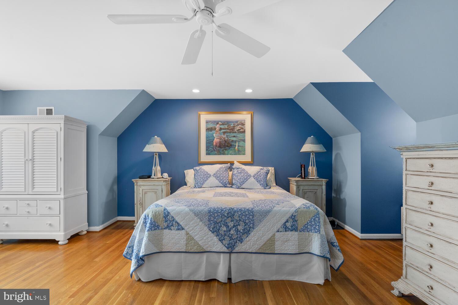 NORBECK ESTATES - Residential