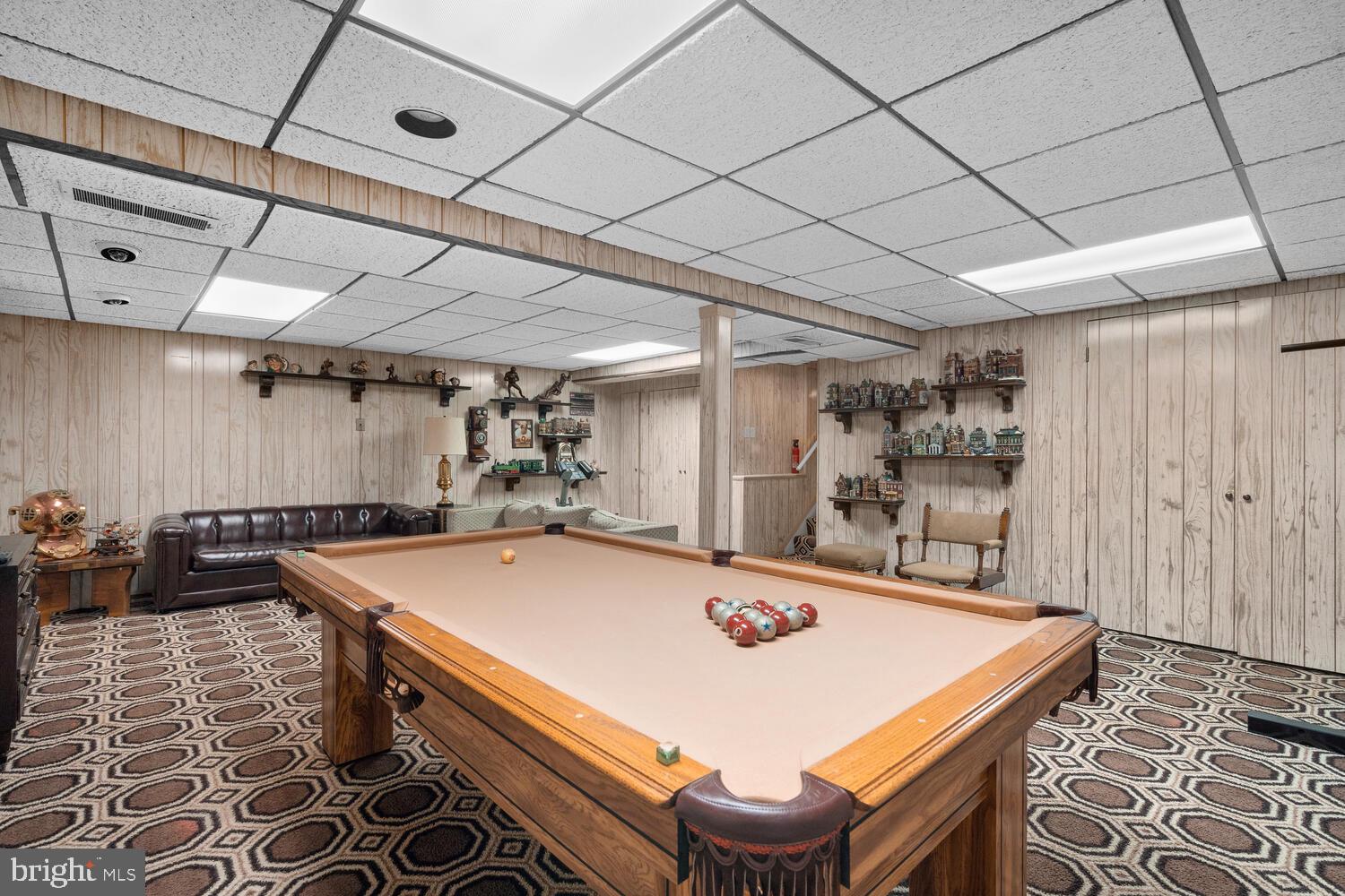 NORBECK ESTATES - Residential