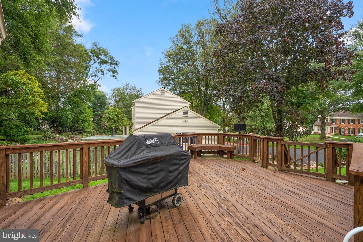 NORBECK ESTATES - Residential