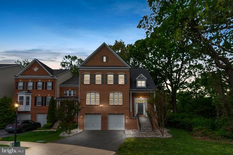 Photo of 3218 RED ORCHID WAY, KENSINGTON, MD 20895 (MLS # MDMC2090250) Photo of 3218 RED ORCHID WAY, KENSINGTON, MD 20895 (MLS # MDMC2090250)