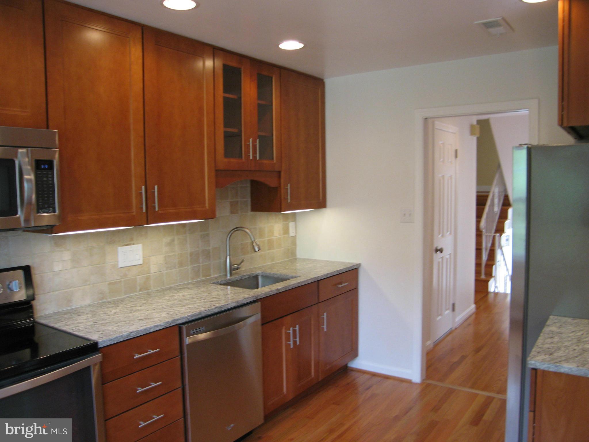 DUNN LORING HIGHLANDS - Residential