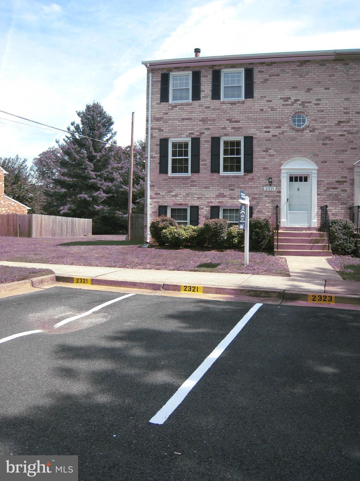 DUNN LORING HIGHLANDS - Residential