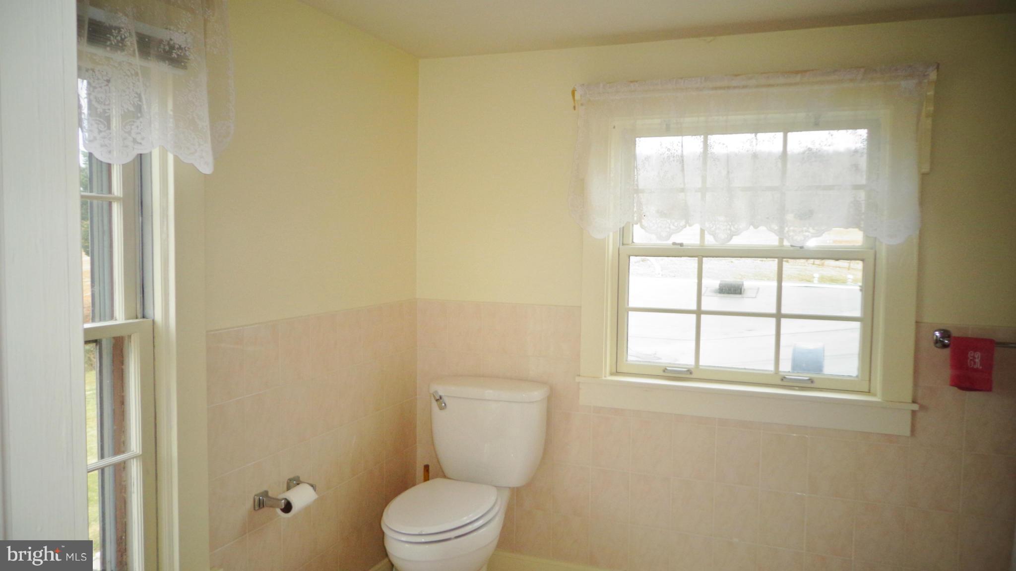 JACOBS - Residential Lease