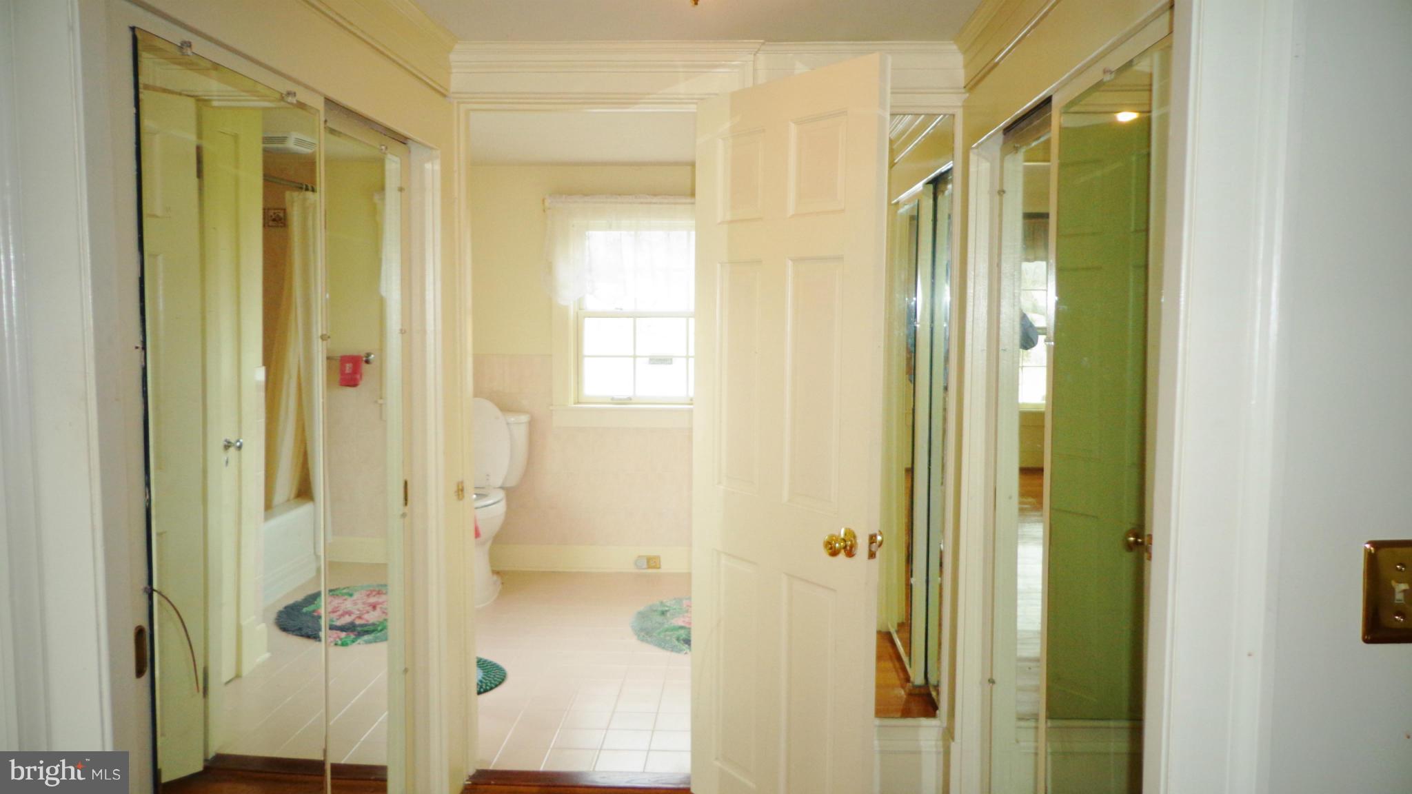 JACOBS - Residential Lease