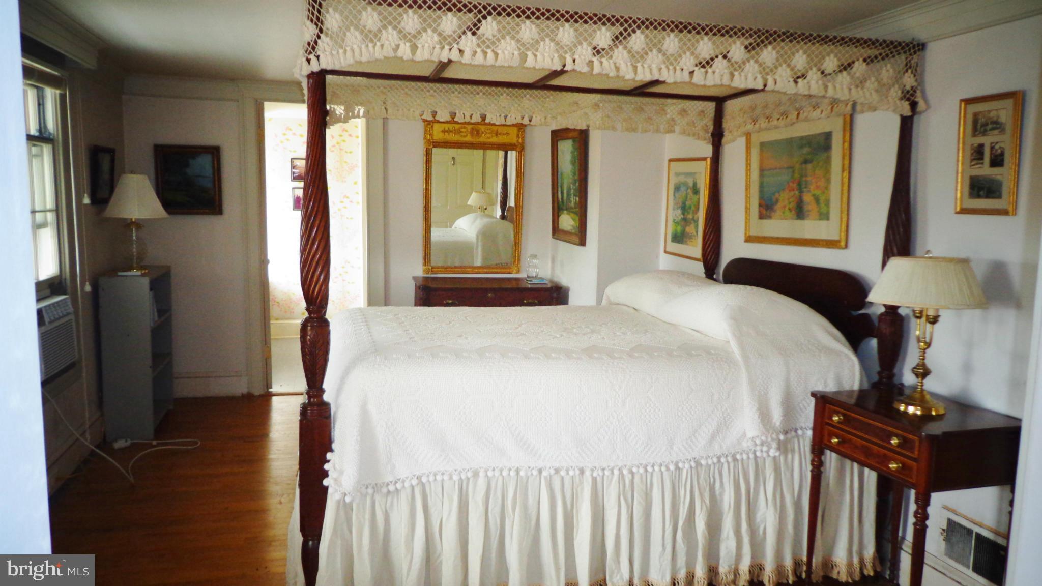 JACOBS - Residential Lease