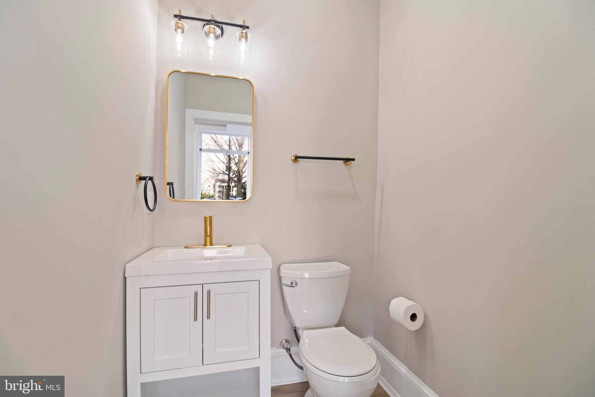 CAPITOL HILL - Residential