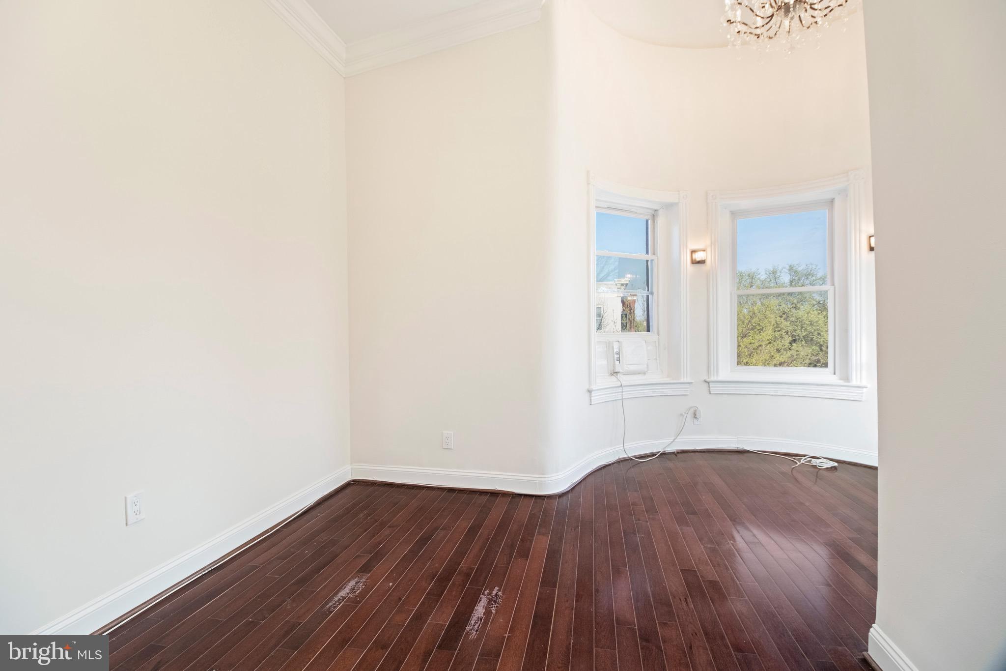 CAPITOL HILL - Residential