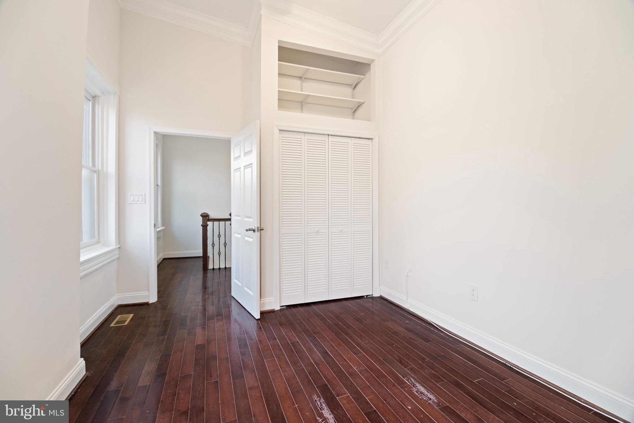 CAPITOL HILL - Residential