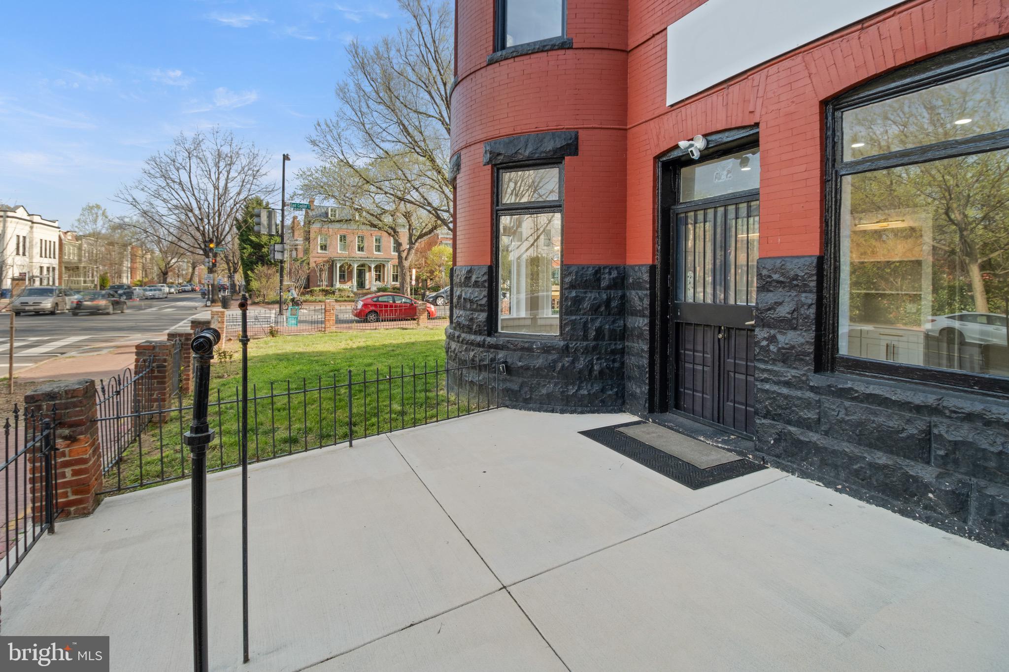 CAPITOL HILL - Residential