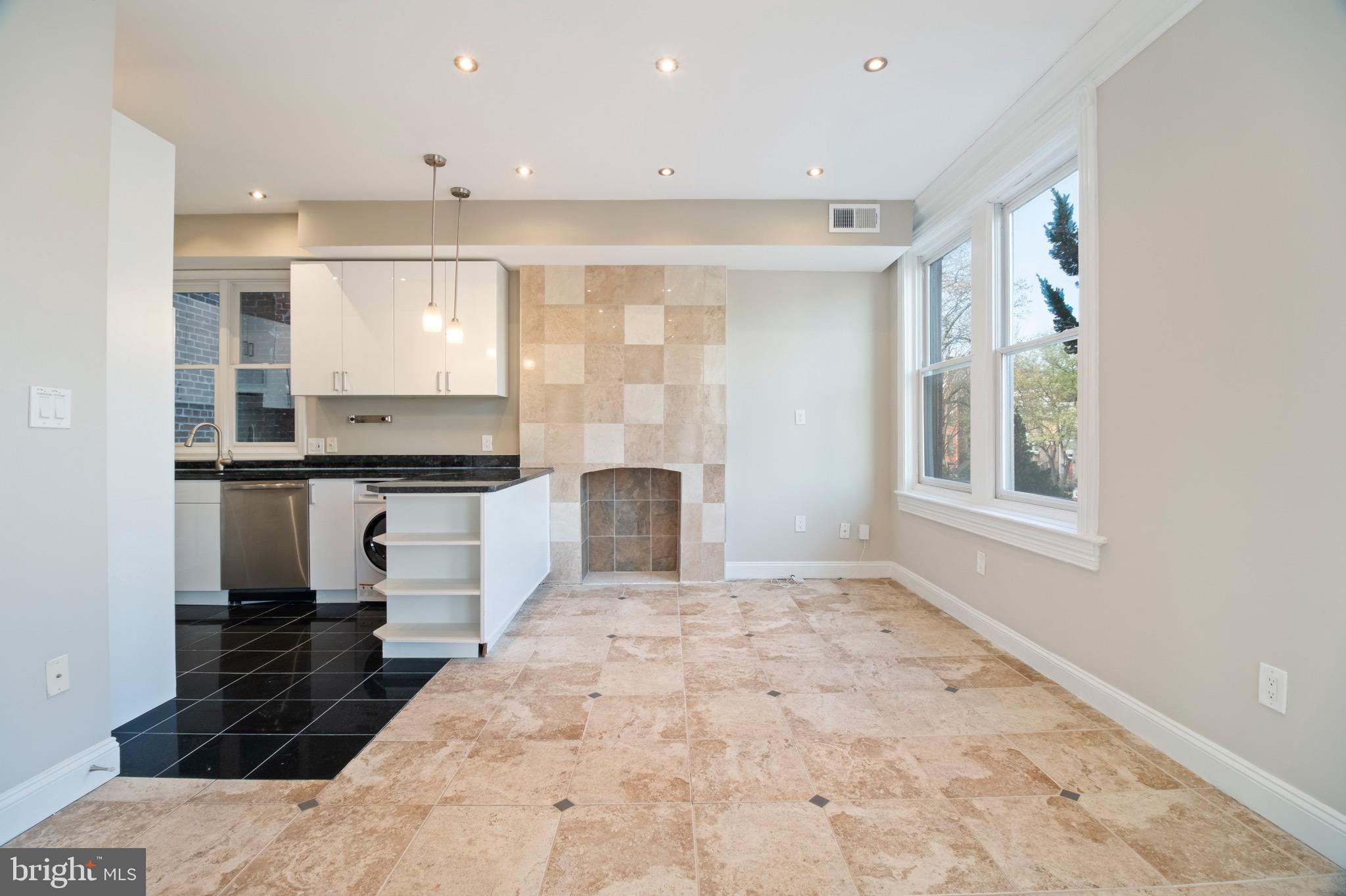 CAPITOL HILL - Residential