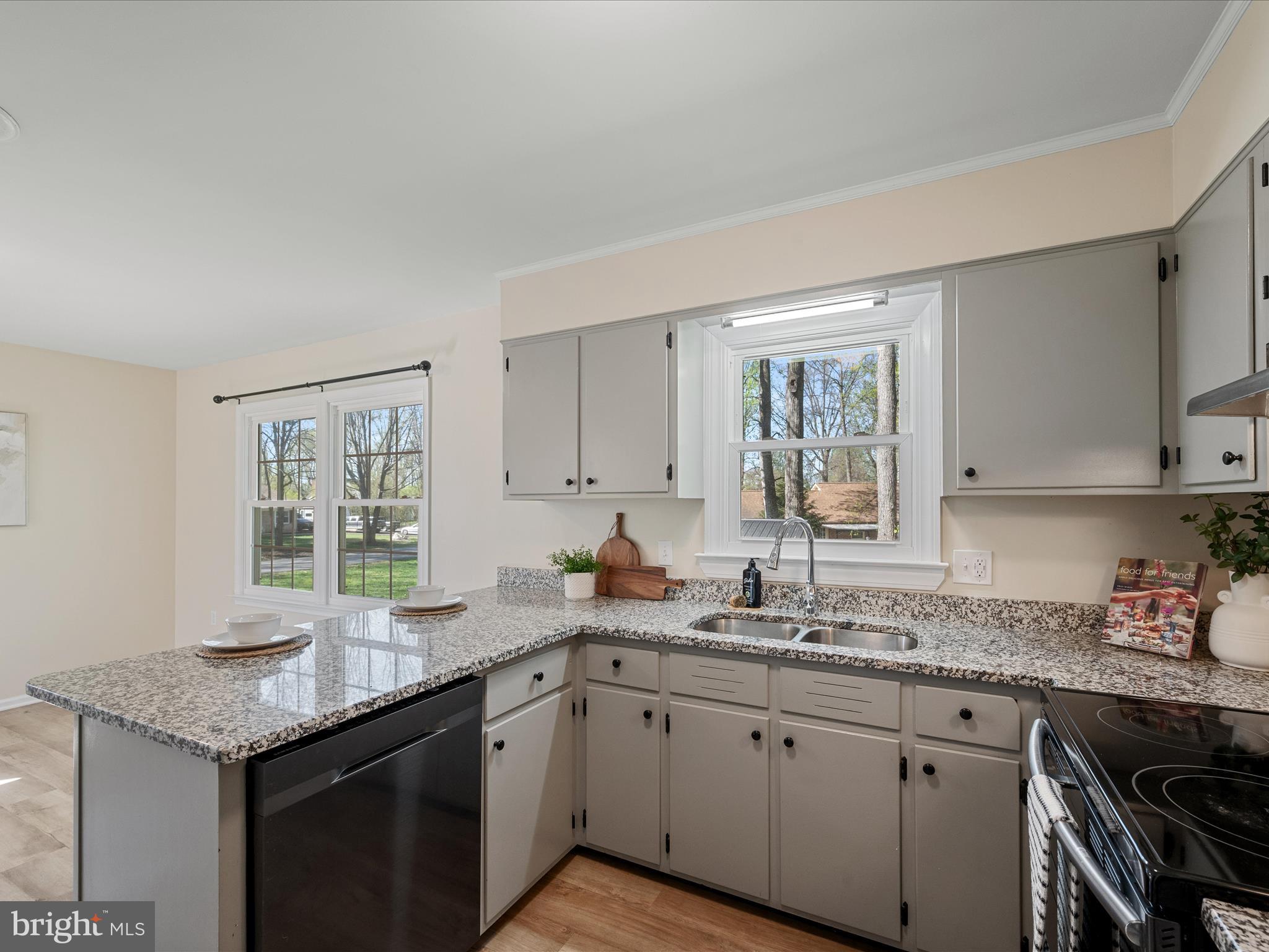 TUSCAWILLA HILLS - Residential