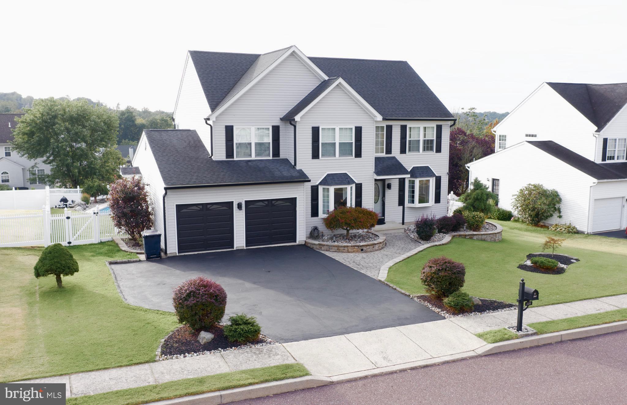 1456 MEADOWVIEW DRIVE