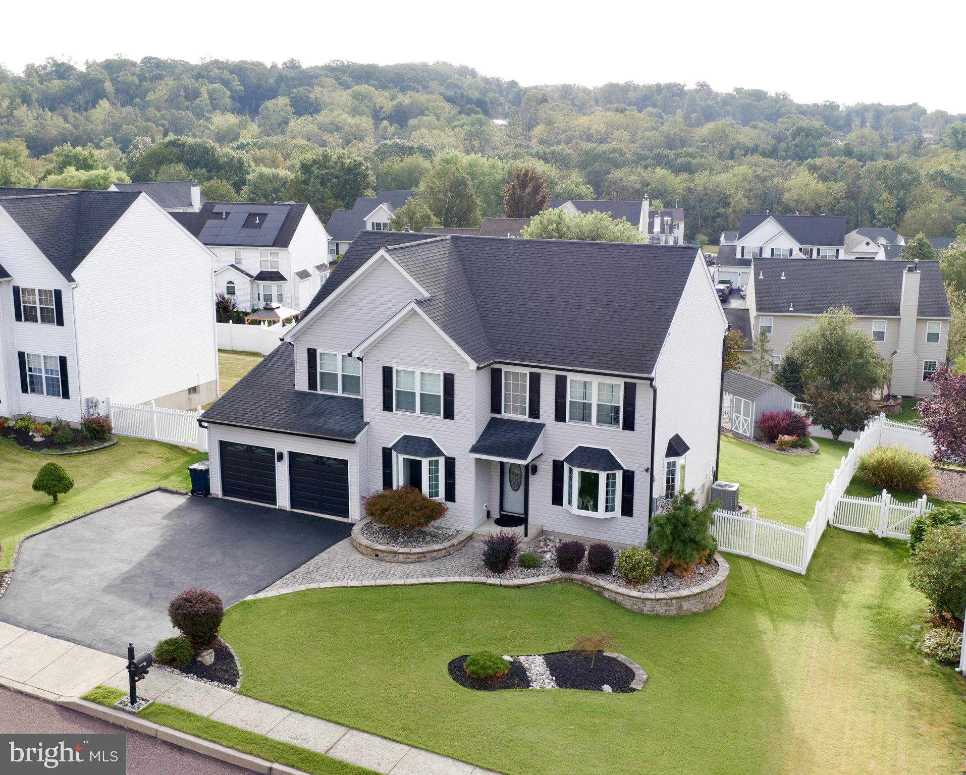 1456 MEADOWVIEW DRIVE