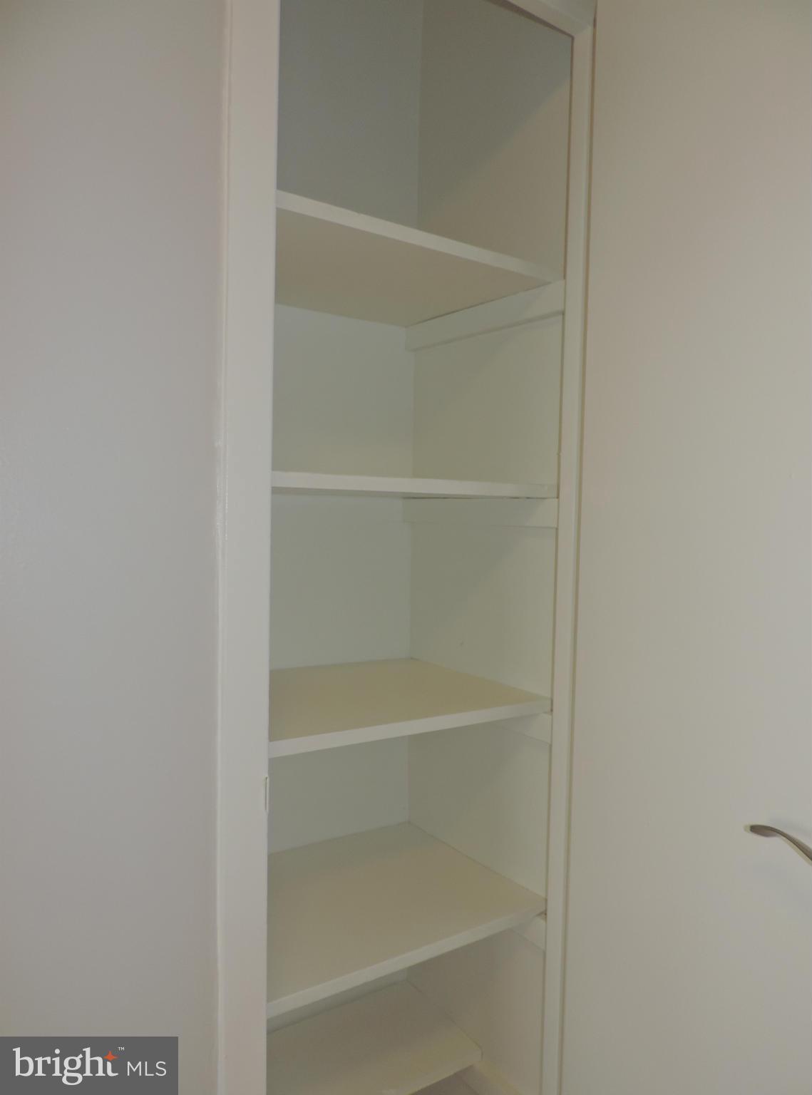 RIDGE HOUSE - Residential Lease