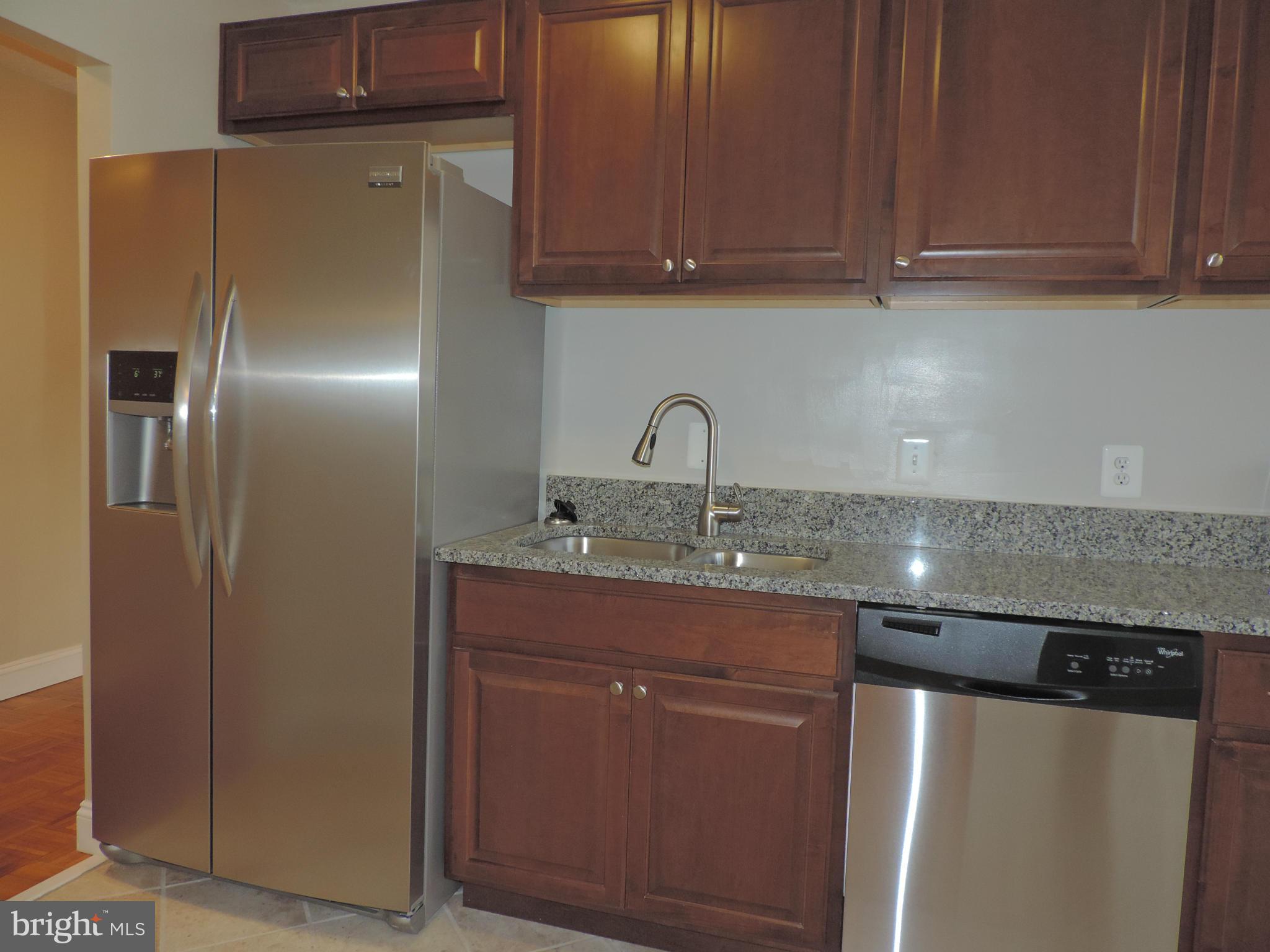 RIDGE HOUSE - Residential Lease