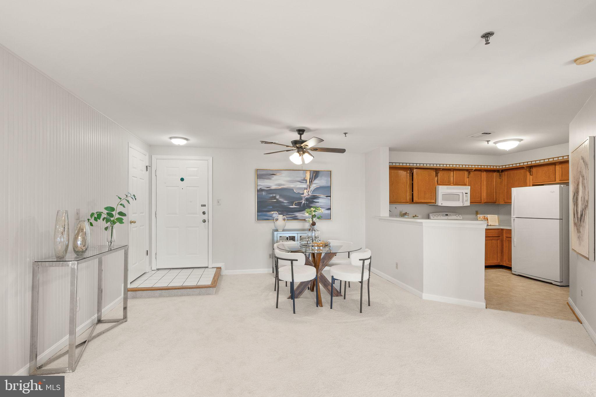 QUAKER HILL - Residential