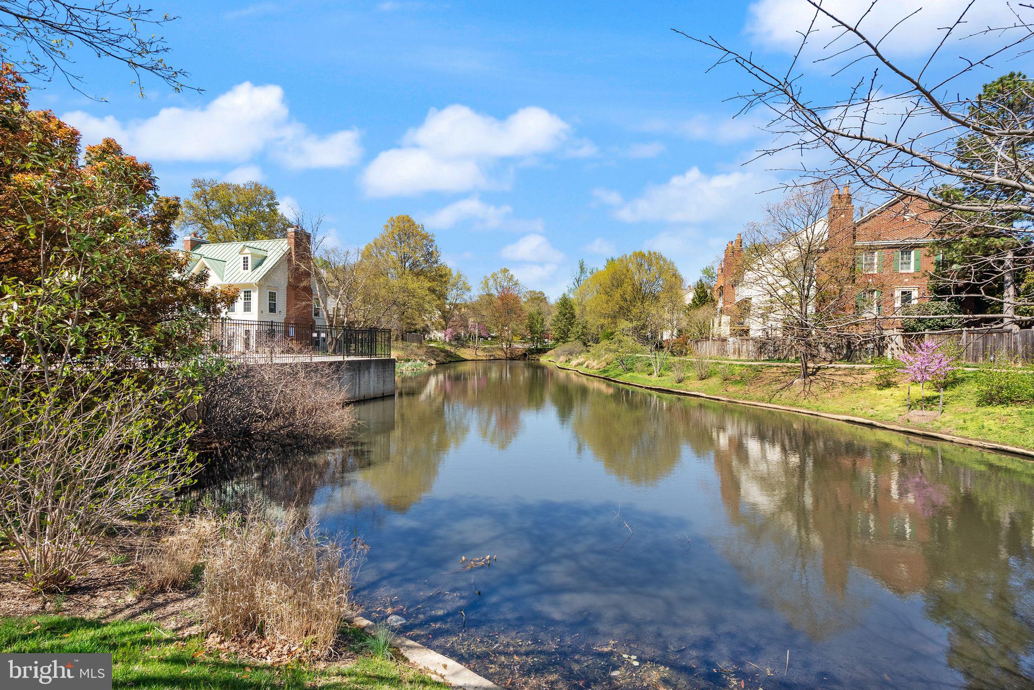 QUAKER HILL - Residential