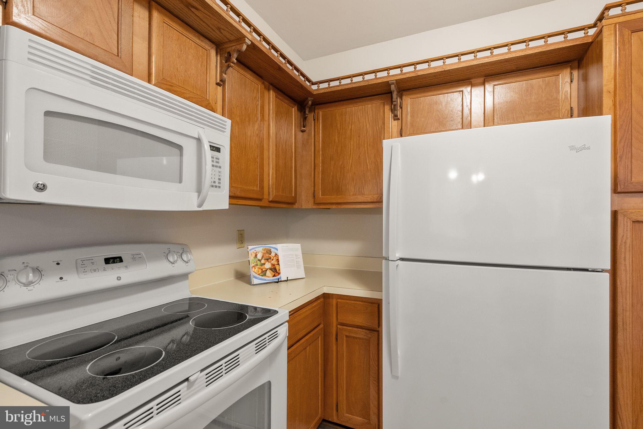 QUAKER HILL - Residential