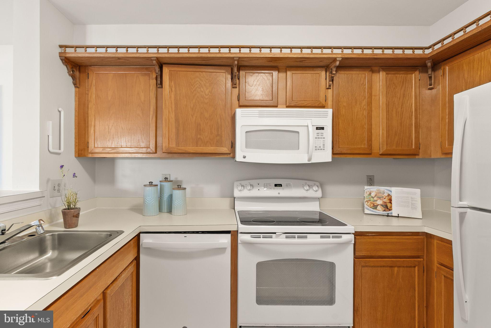 QUAKER HILL - Residential