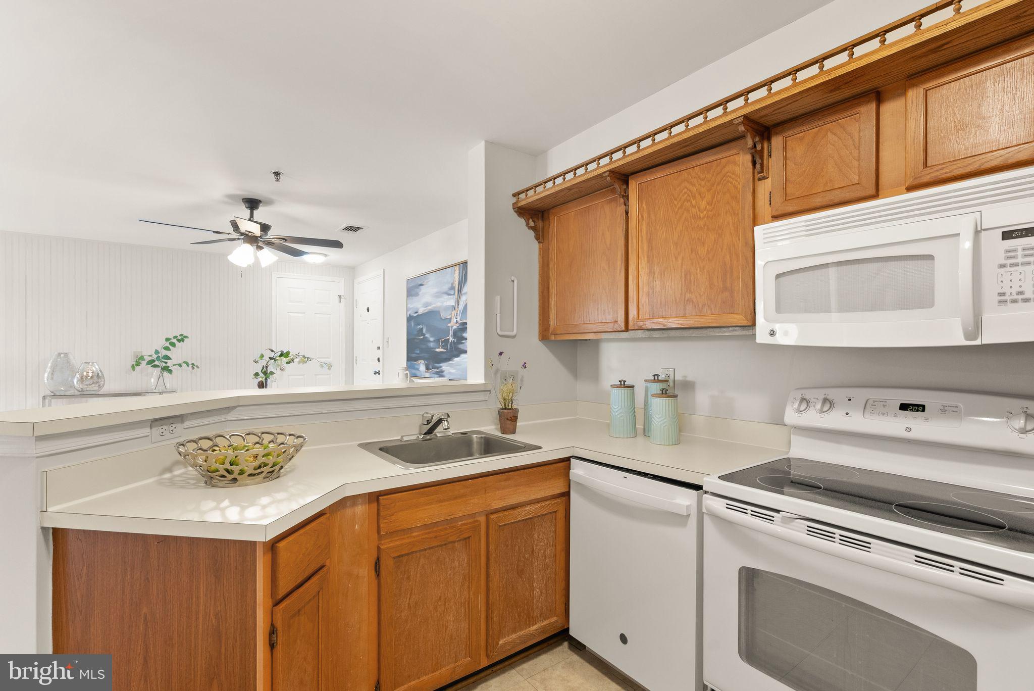 QUAKER HILL - Residential