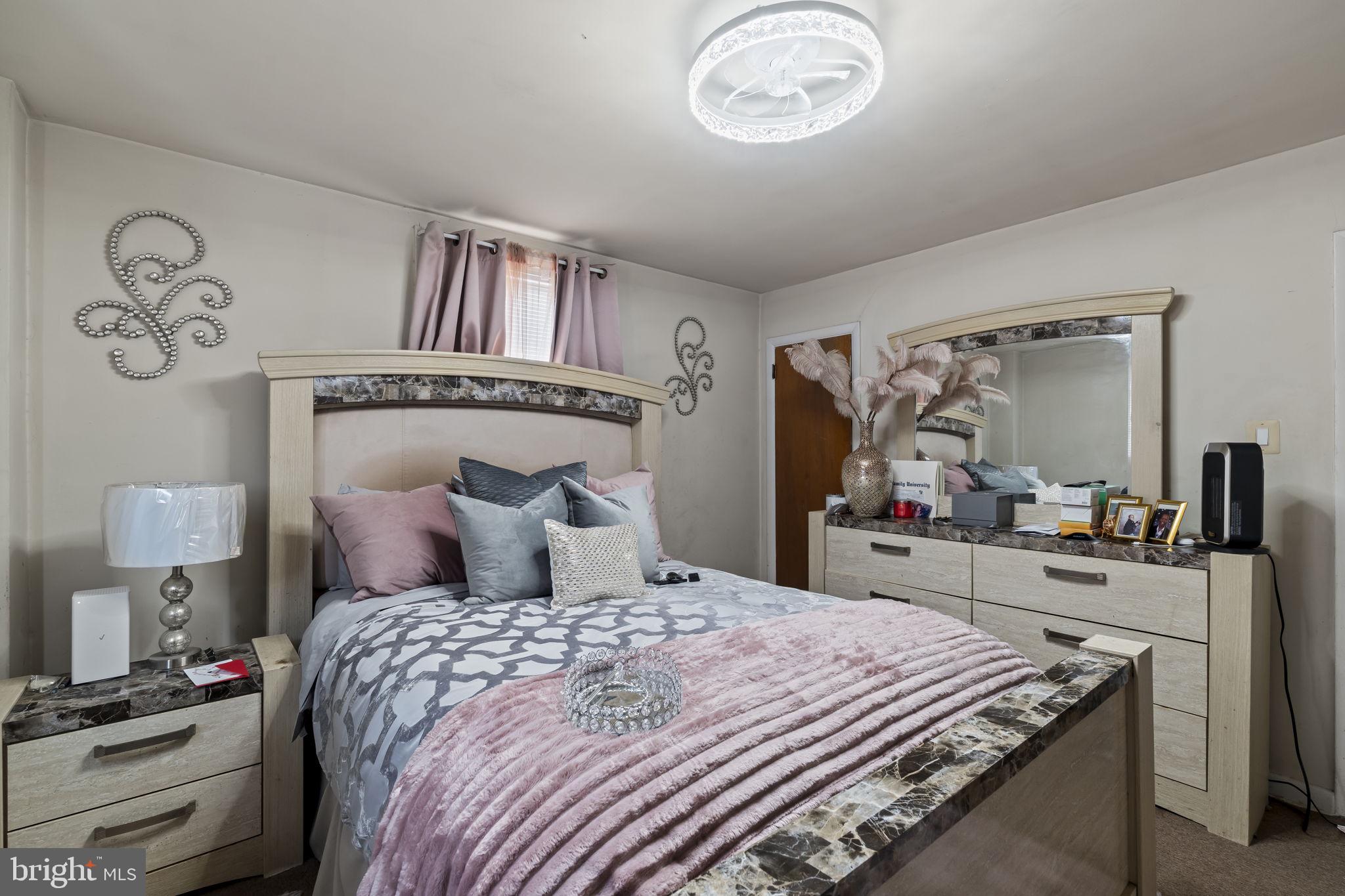 MAYFAIR - Residential Income