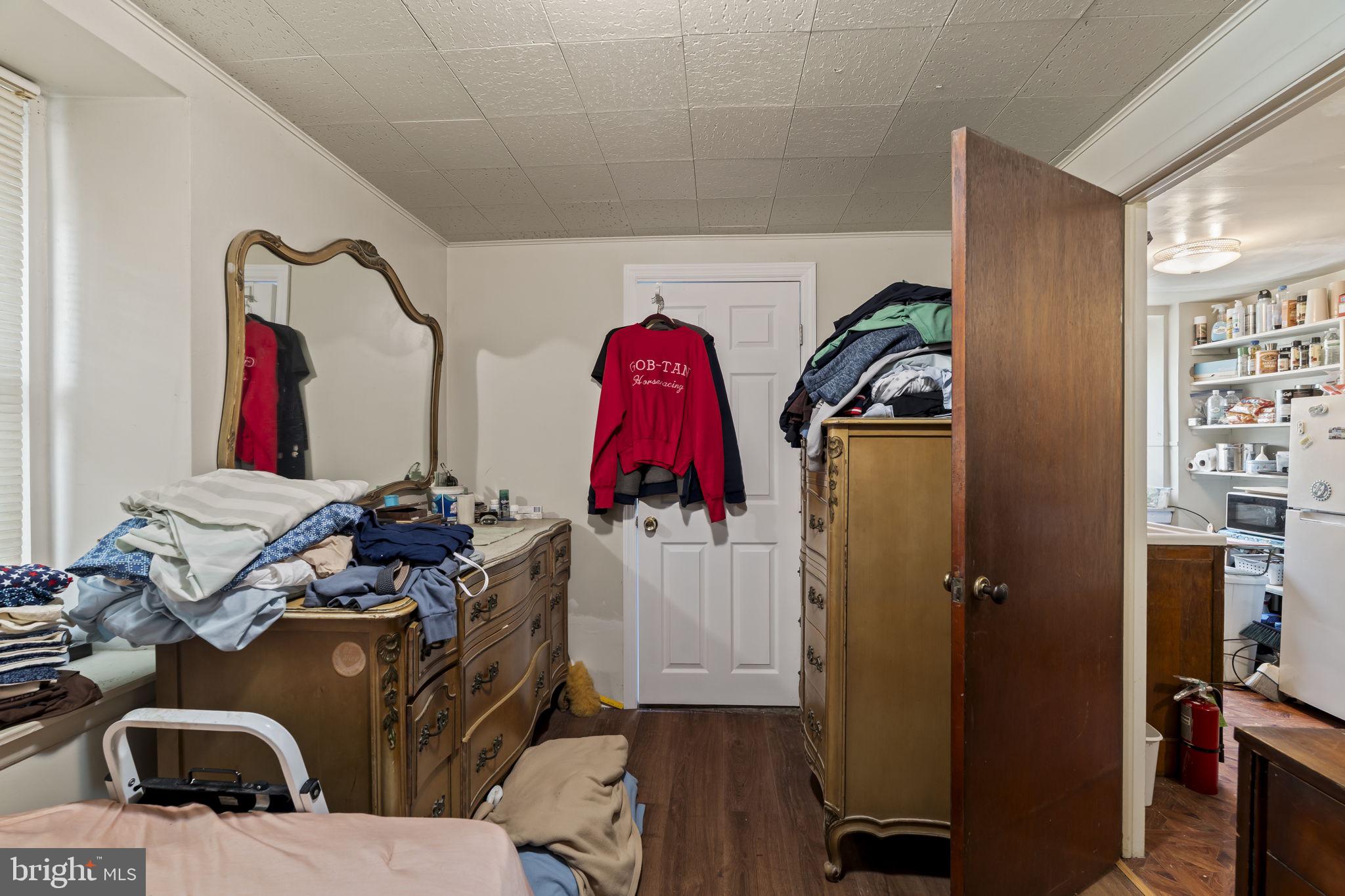 MAYFAIR - Residential Income