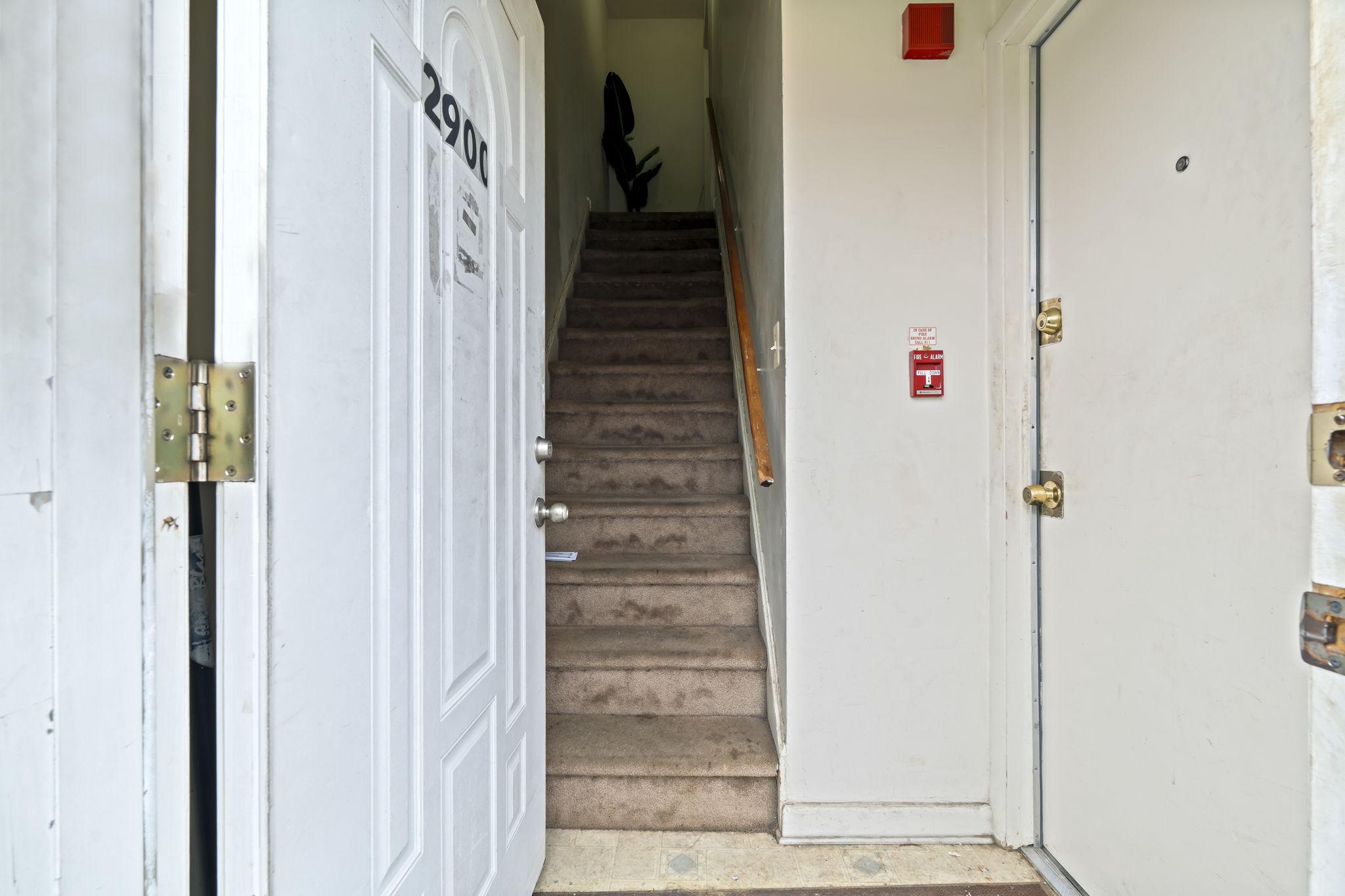 2900 DEVEREAUX AVENUE