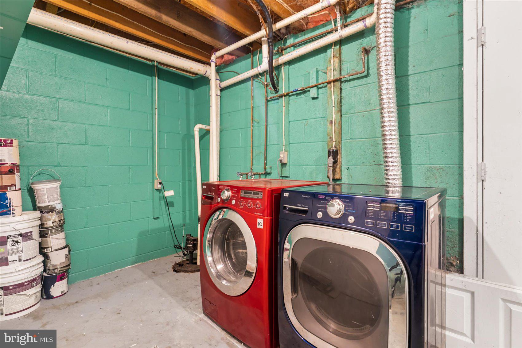 CARROLL CREST - Residential