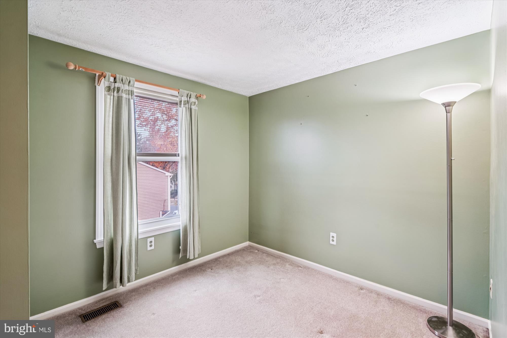 VILLAGE OF OWEN BROWN - Residential