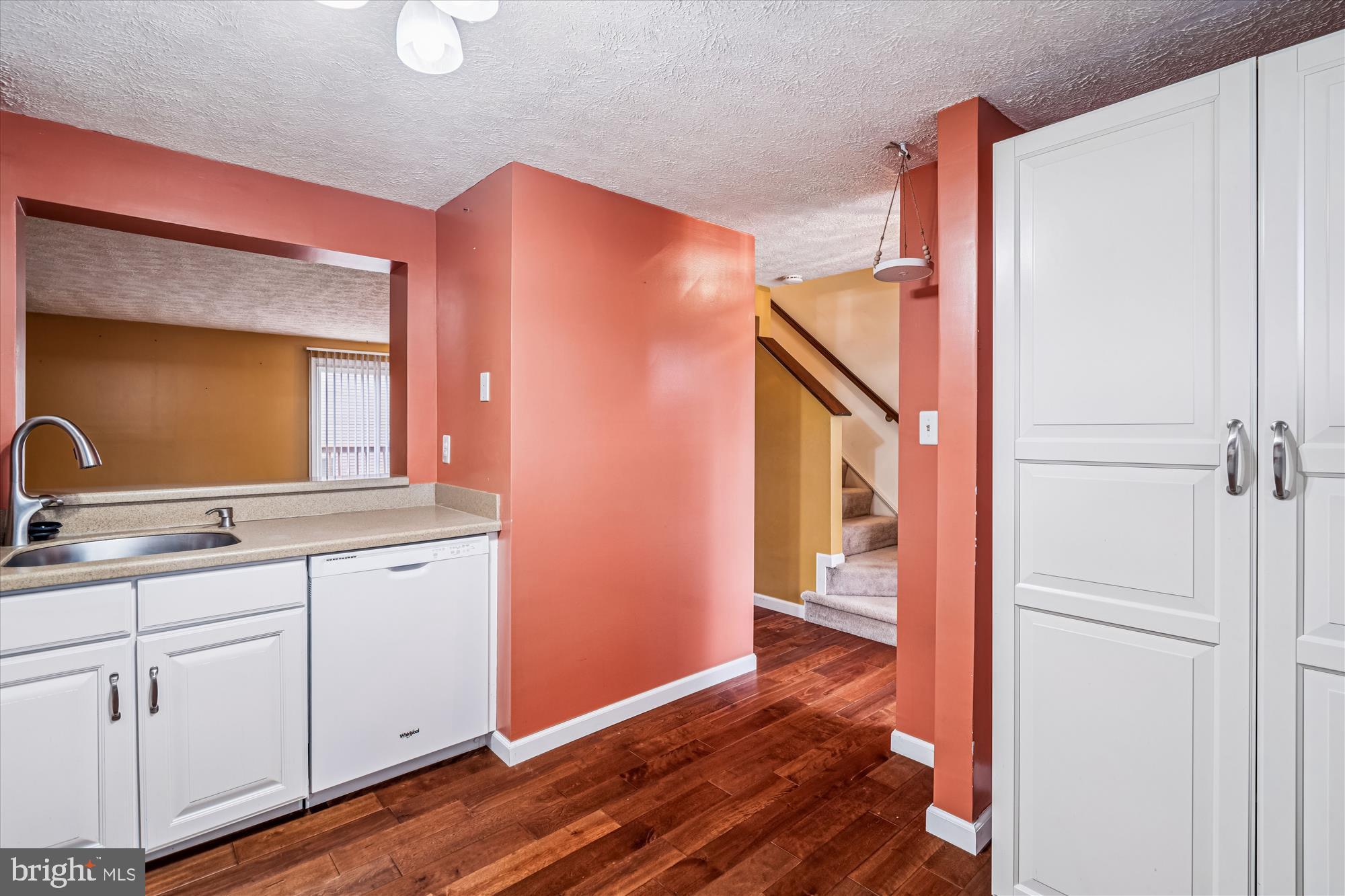 VILLAGE OF OWEN BROWN - Residential