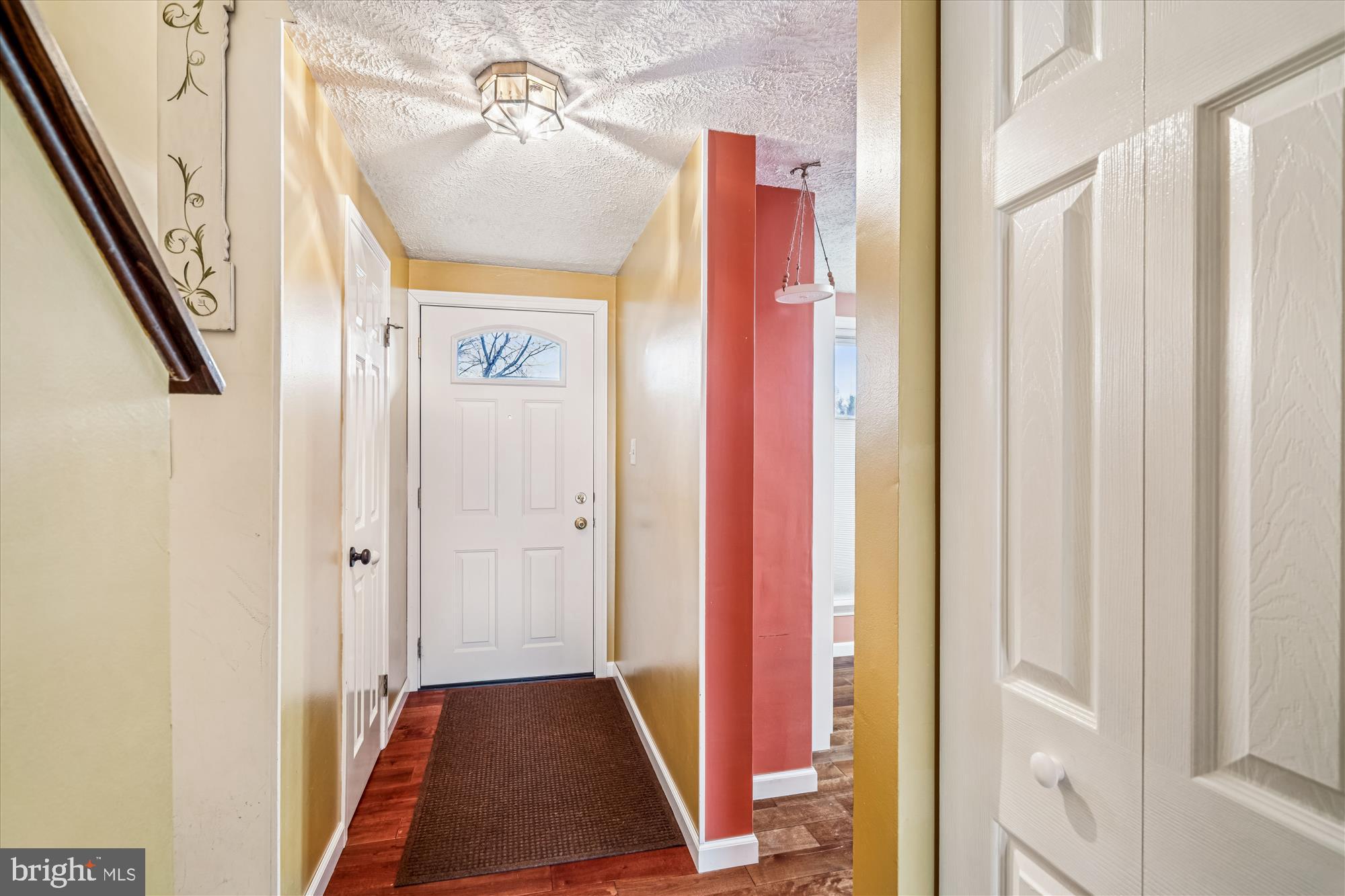 6704 SECOND MORNING COURT