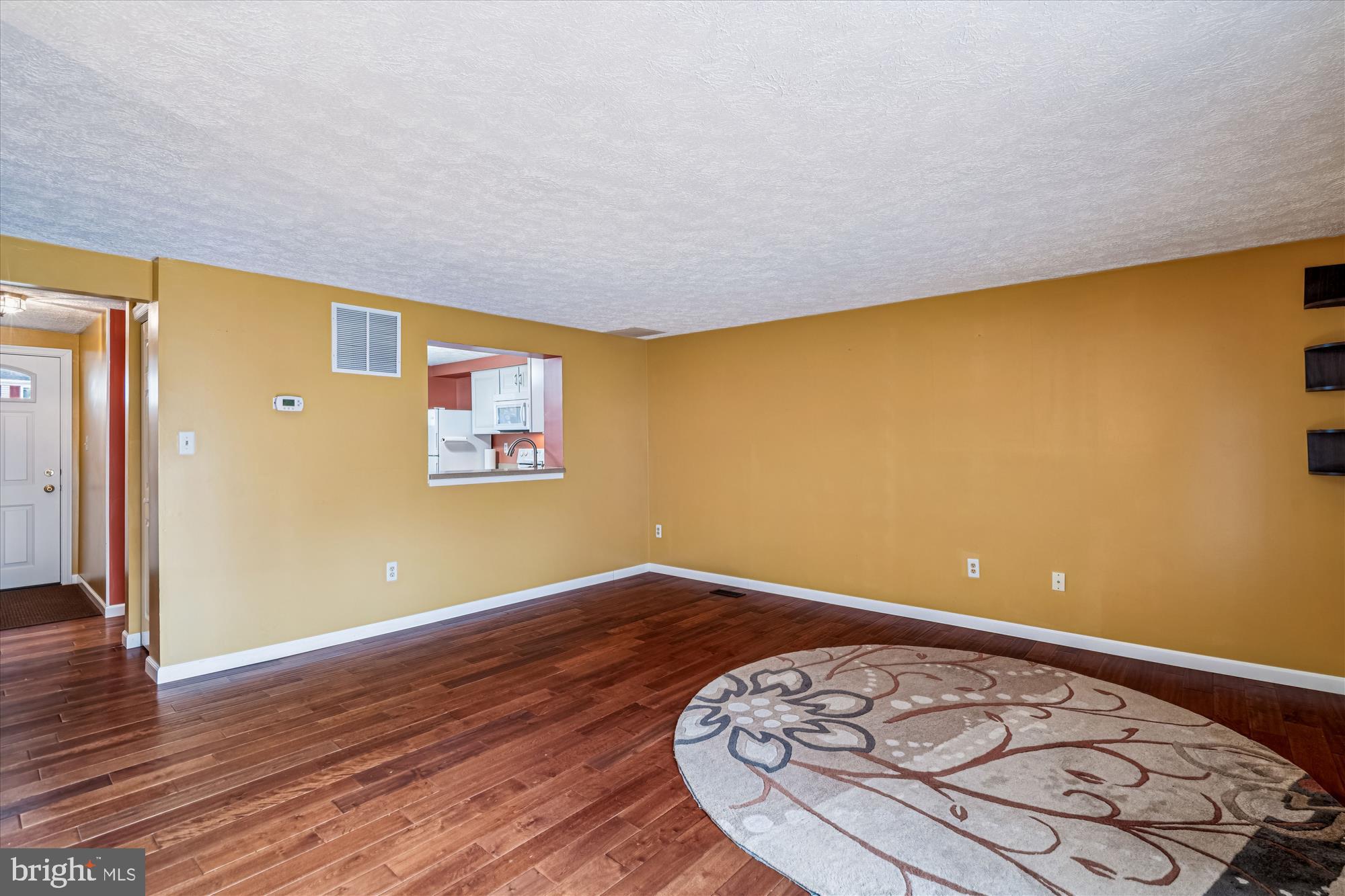 VILLAGE OF OWEN BROWN - Residential