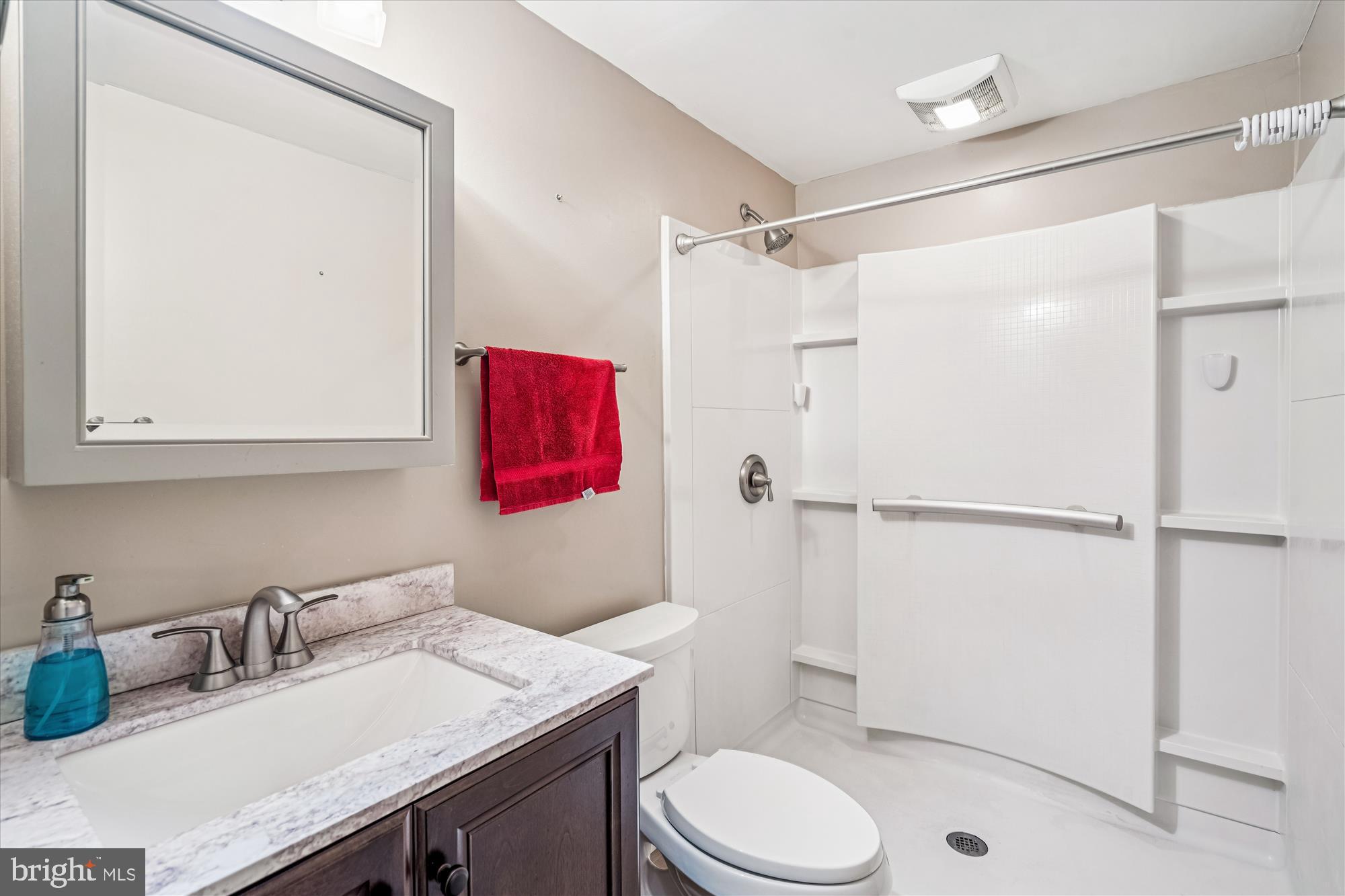 VILLAGE OF OWEN BROWN - Residential