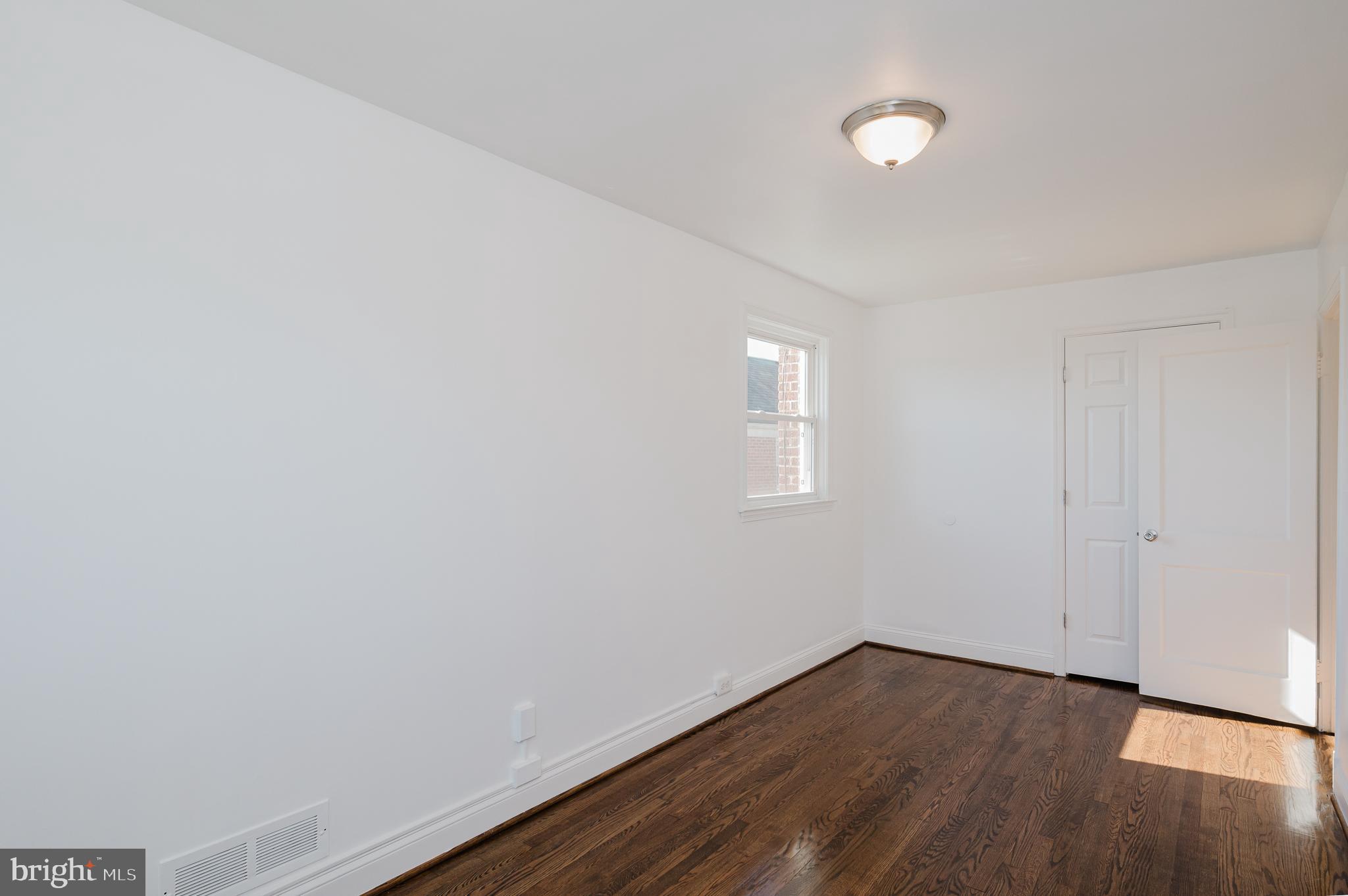 PARKSIDE - Residential Lease