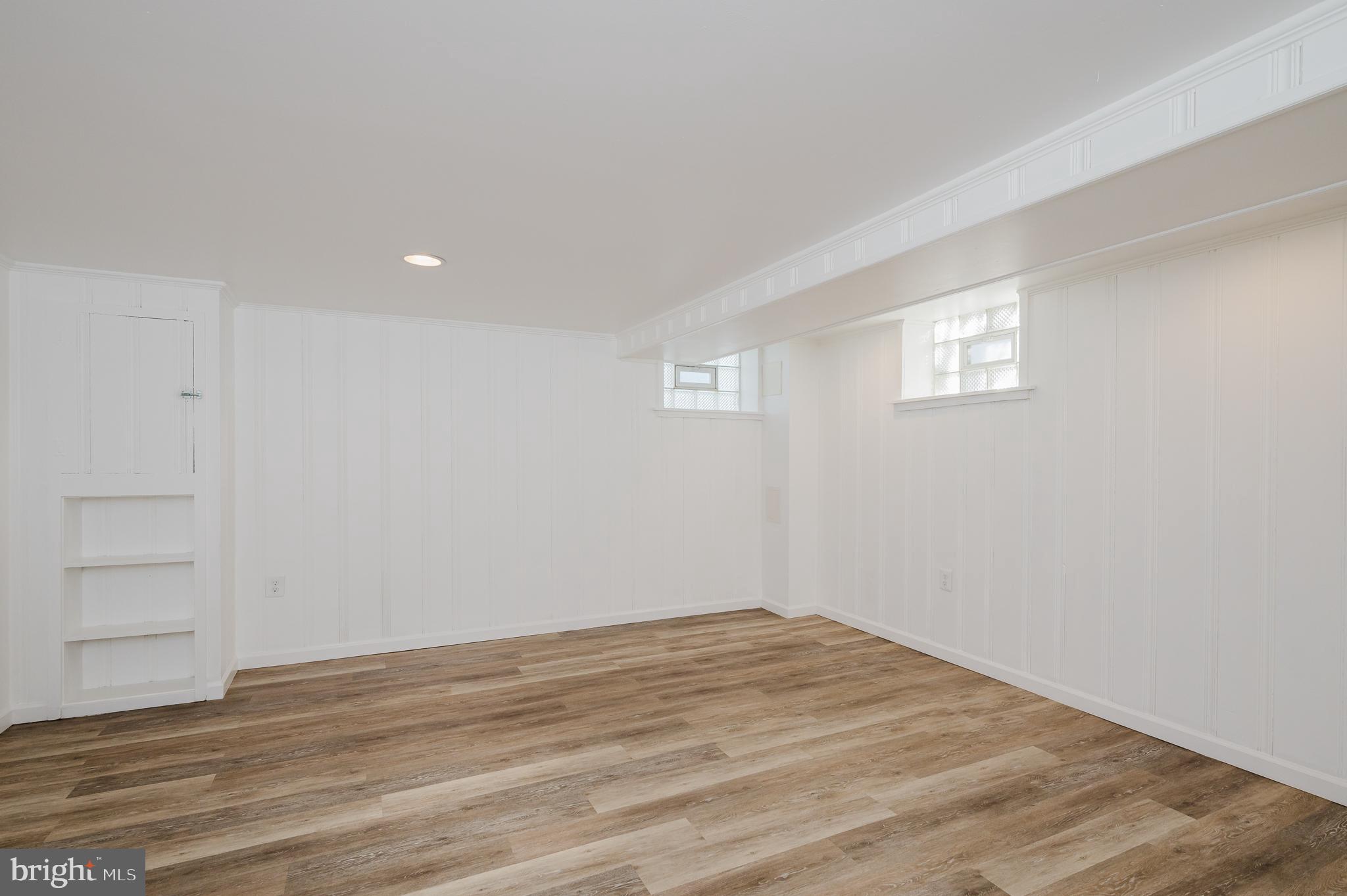 PARKSIDE - Residential Lease