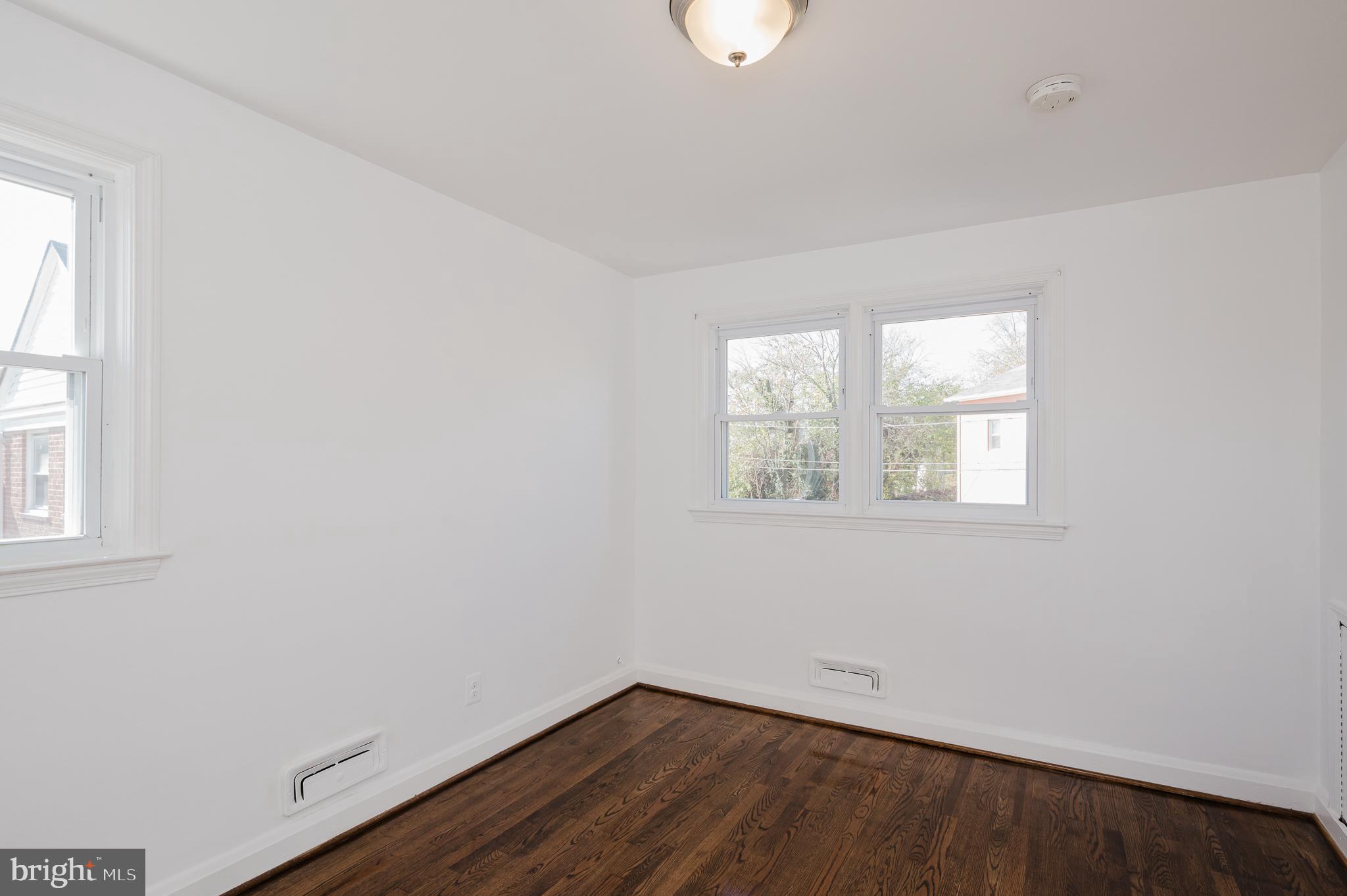 PARKSIDE - Residential Lease