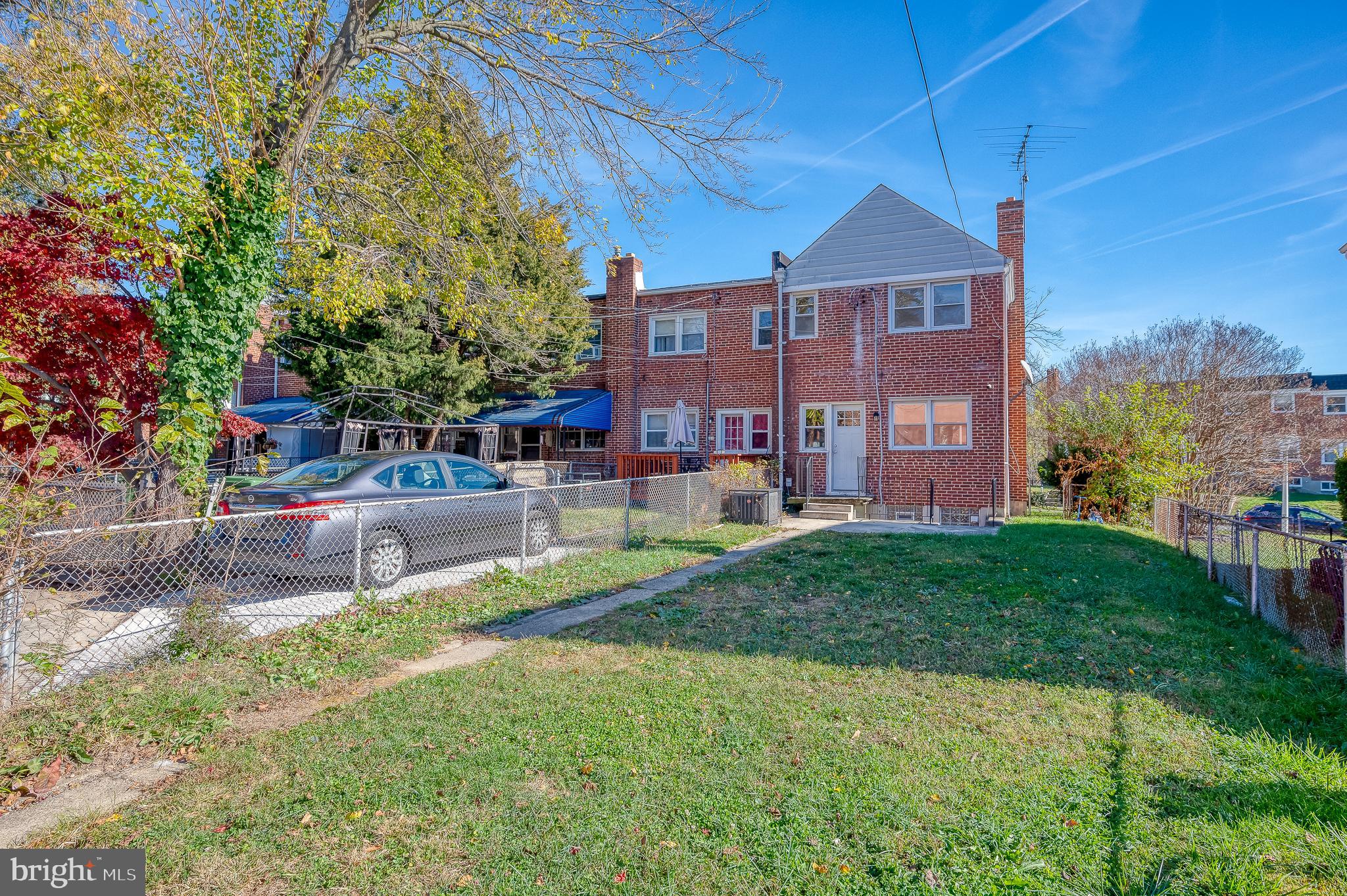 PARKSIDE - Residential Lease