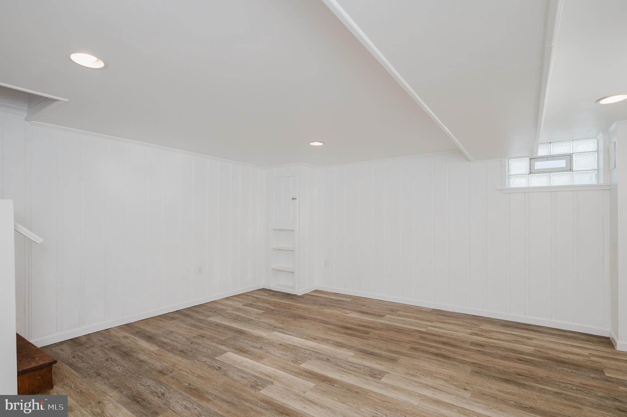 PARKSIDE - Residential Lease