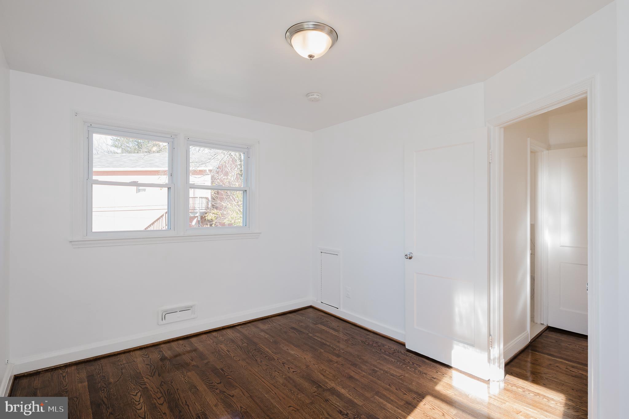 PARKSIDE - Residential Lease